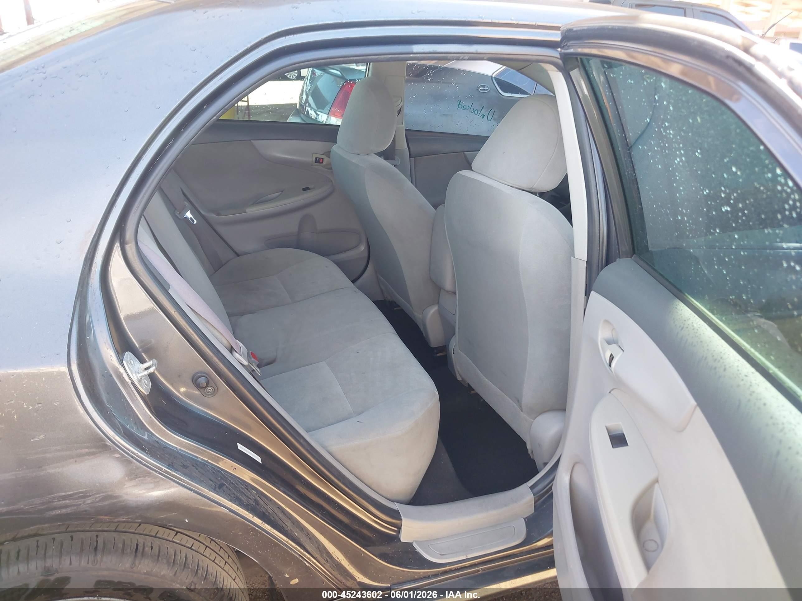 2009 Toyota Corolla Le Blue vin: 1NXBU40EX9Z047117