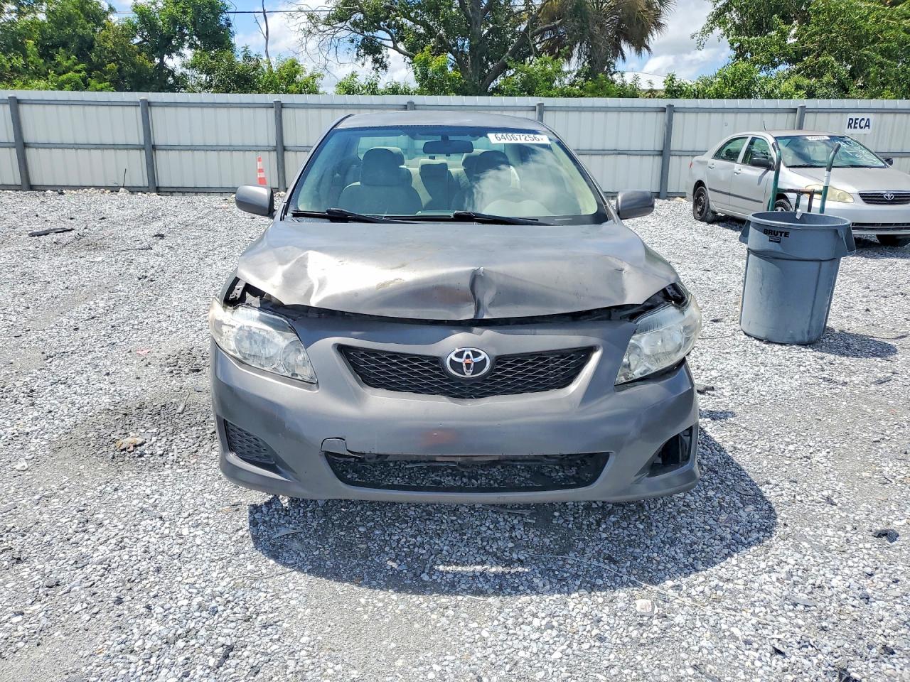 2009 Toyota Corolla Le Gray vin: 1NXBU40EX9Z055430