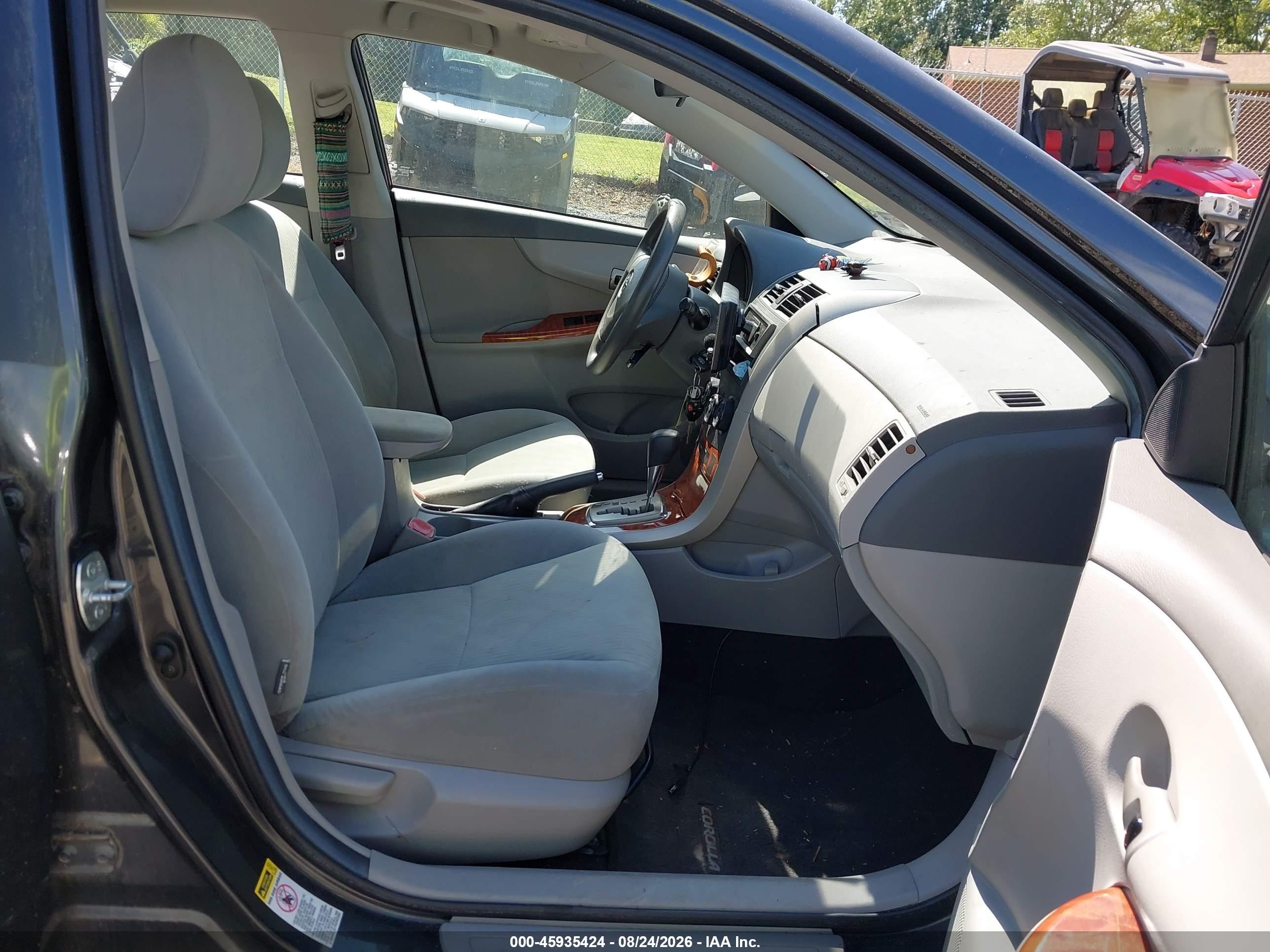 2009 Toyota Corolla Xle Gray vin: 1NXBU40EX9Z059395