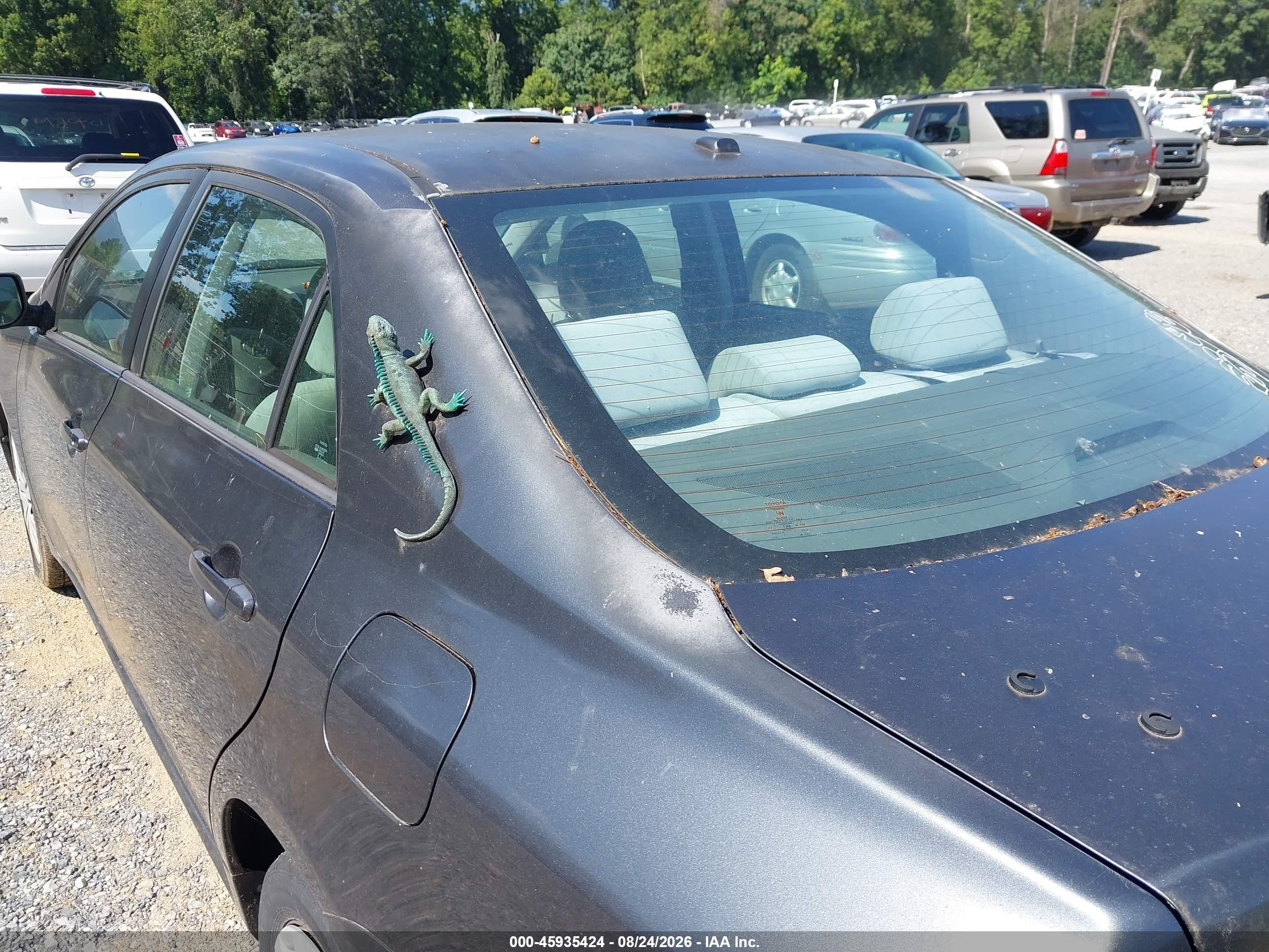 2009 Toyota Corolla Xle Gray vin: 1NXBU40EX9Z059395