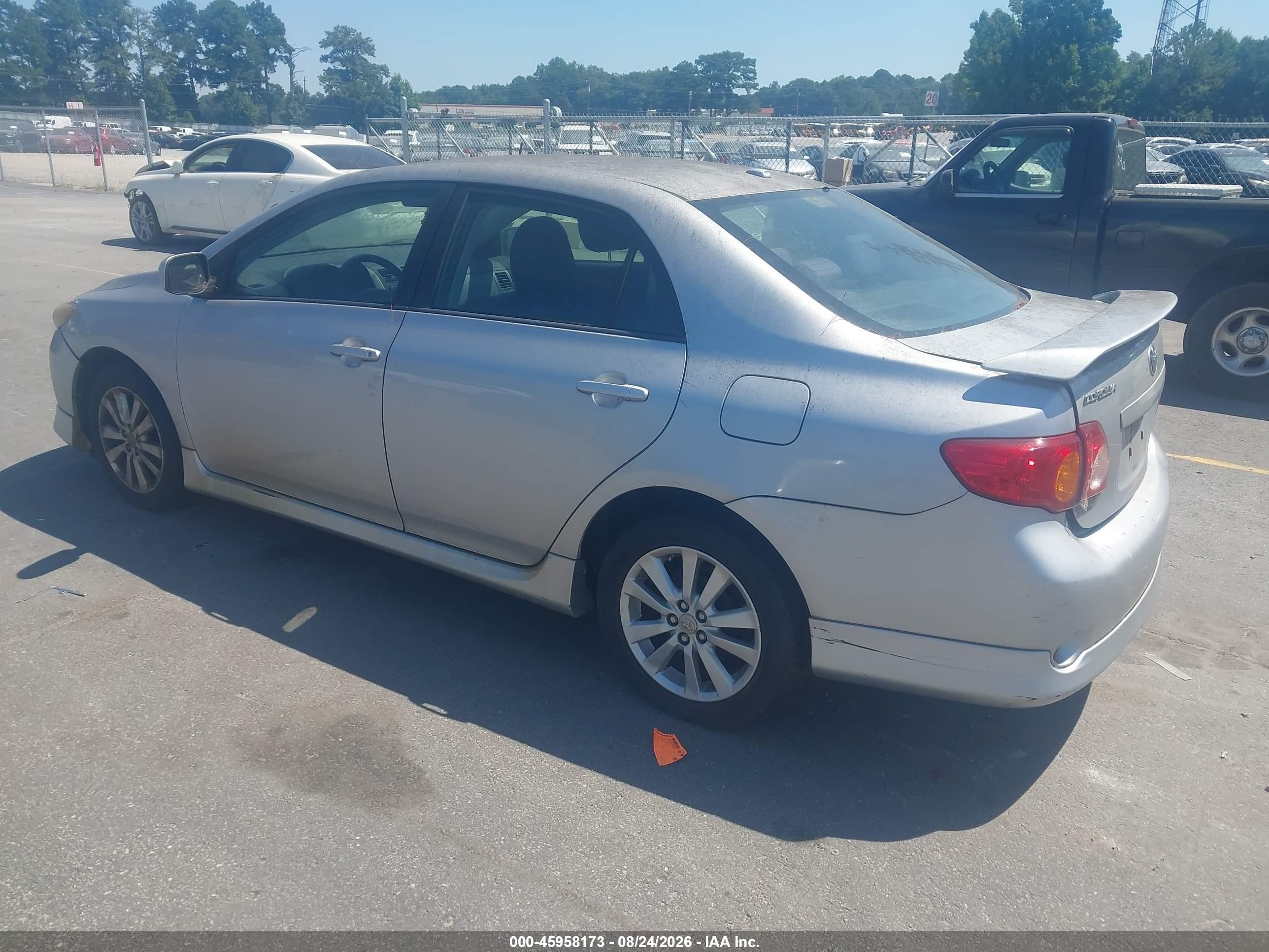 2009 Toyota Corolla S Silver vin: 1NXBU40EX9Z074494