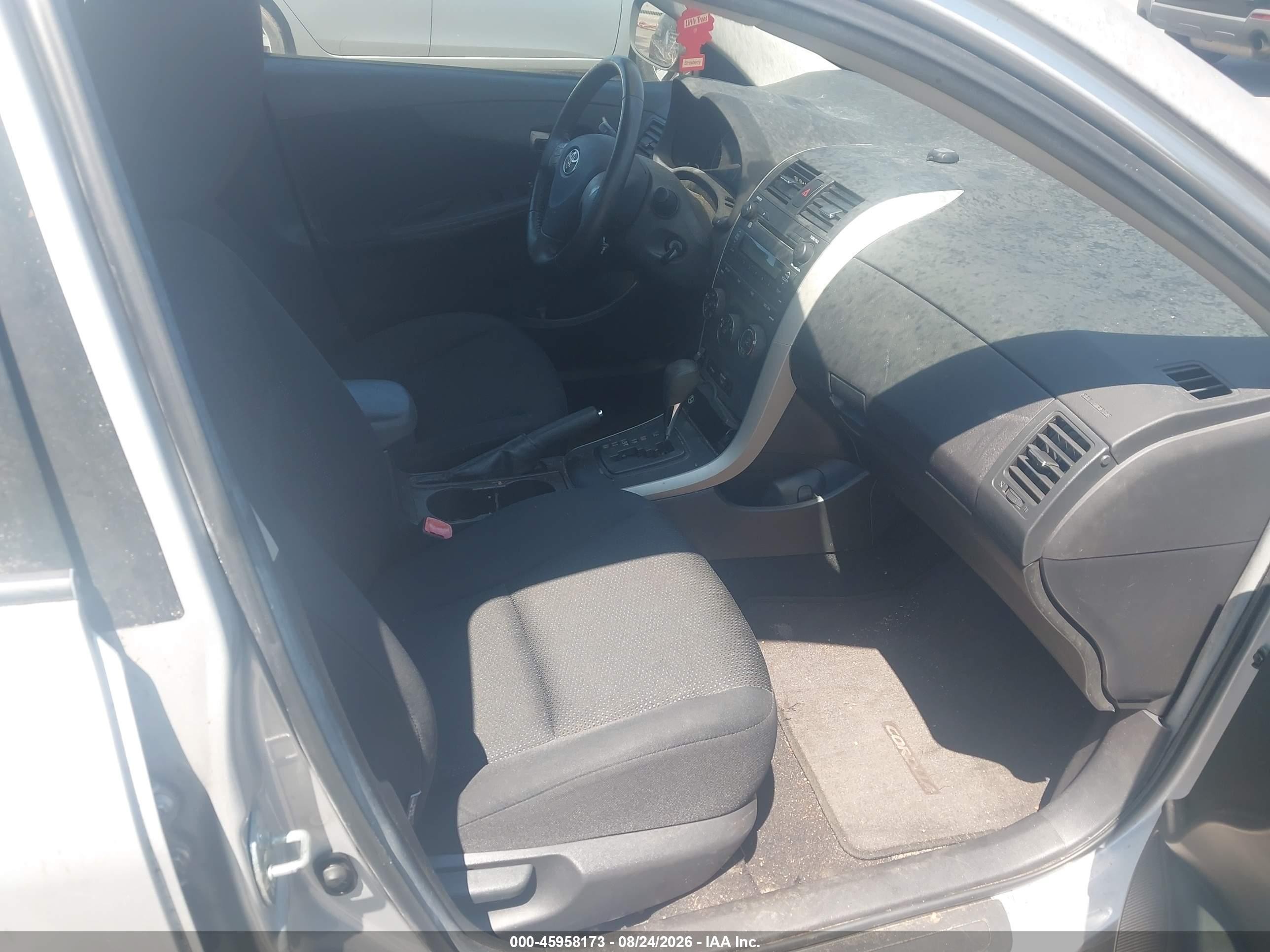 2009 Toyota Corolla S Silver vin: 1NXBU40EX9Z074494