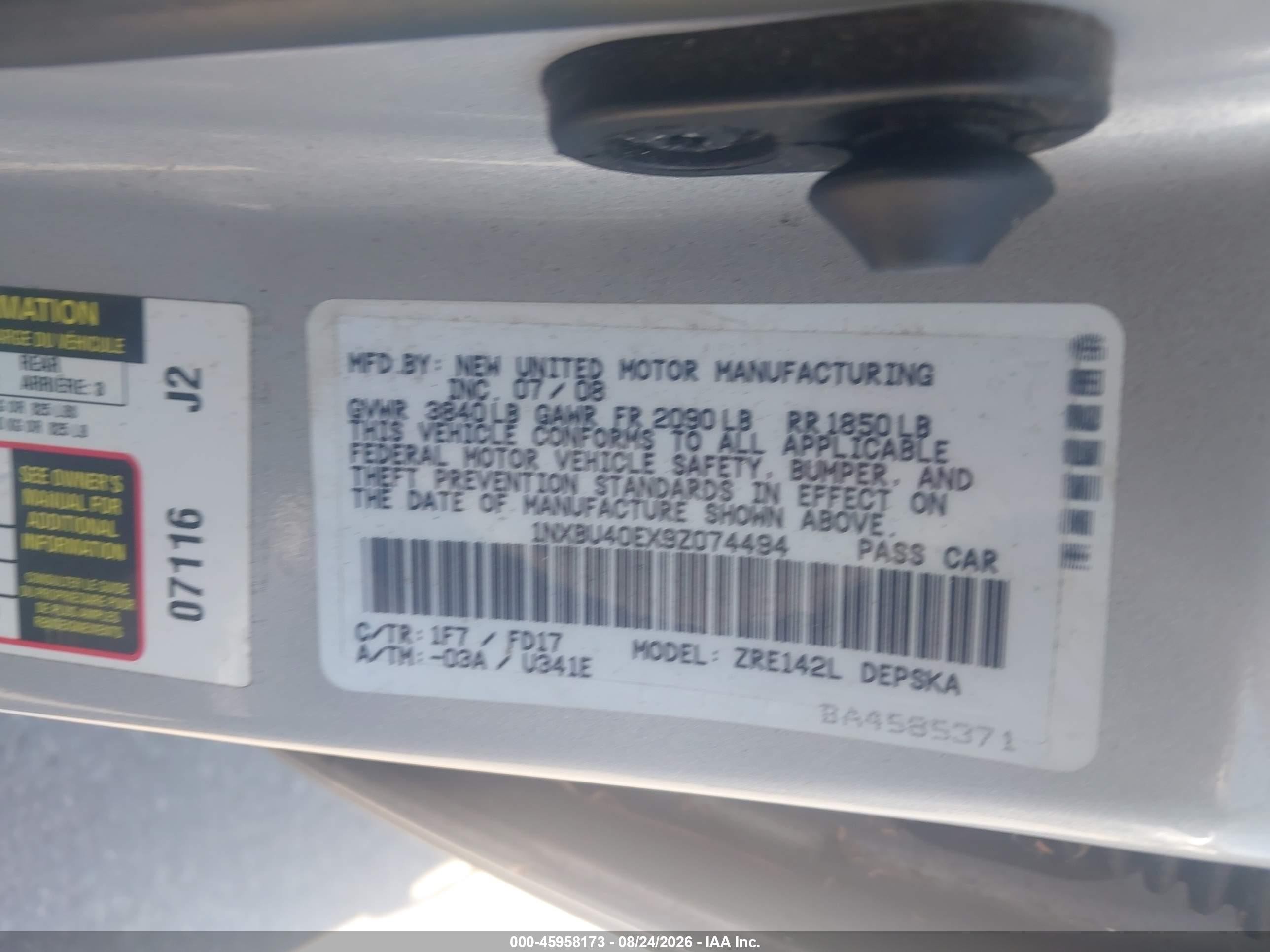 2009 Toyota Corolla S Silver vin: 1NXBU40EX9Z074494