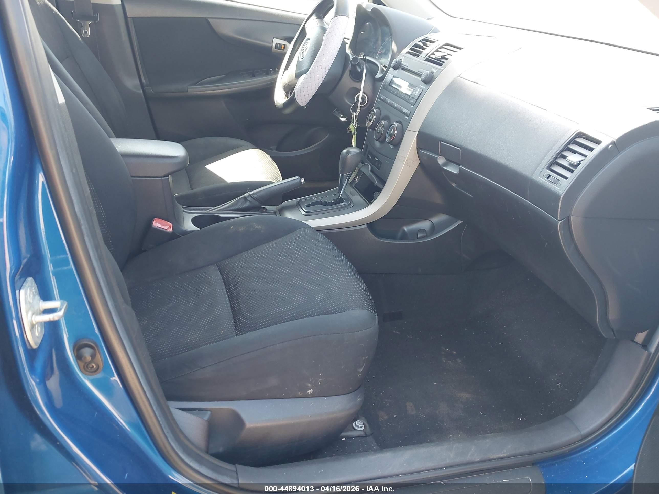 2009 Toyota Corolla S Blue vin: 1NXBU40EX9Z085334