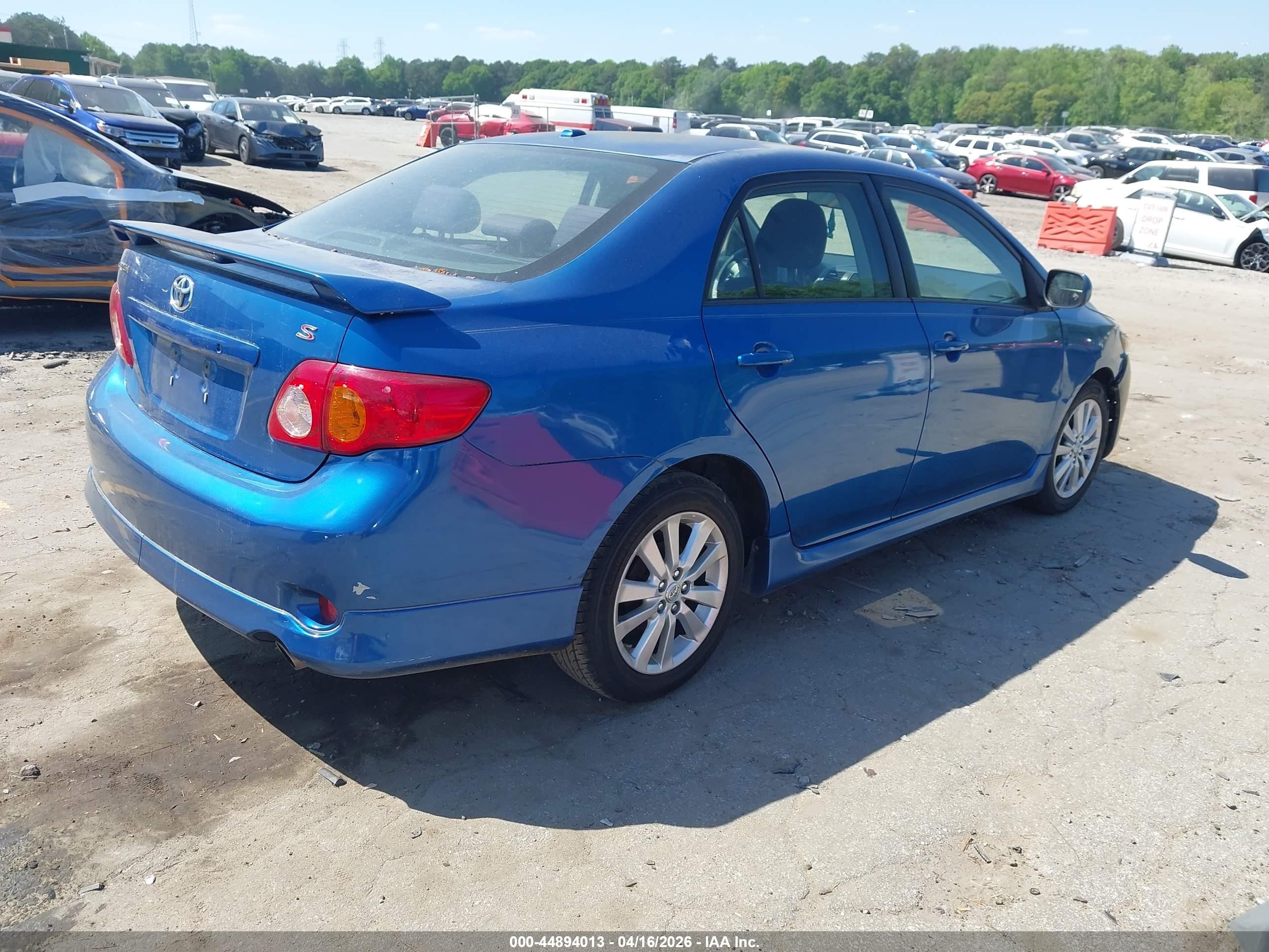 2009 Toyota Corolla S Blue vin: 1NXBU40EX9Z085334