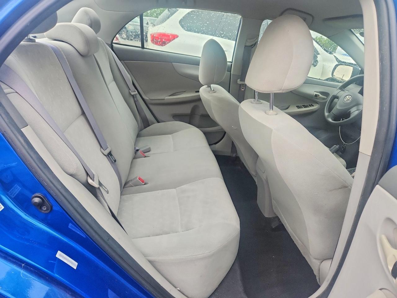 2009 Toyota Corolla Le Blue vin: 1NXBU40EX9Z085477