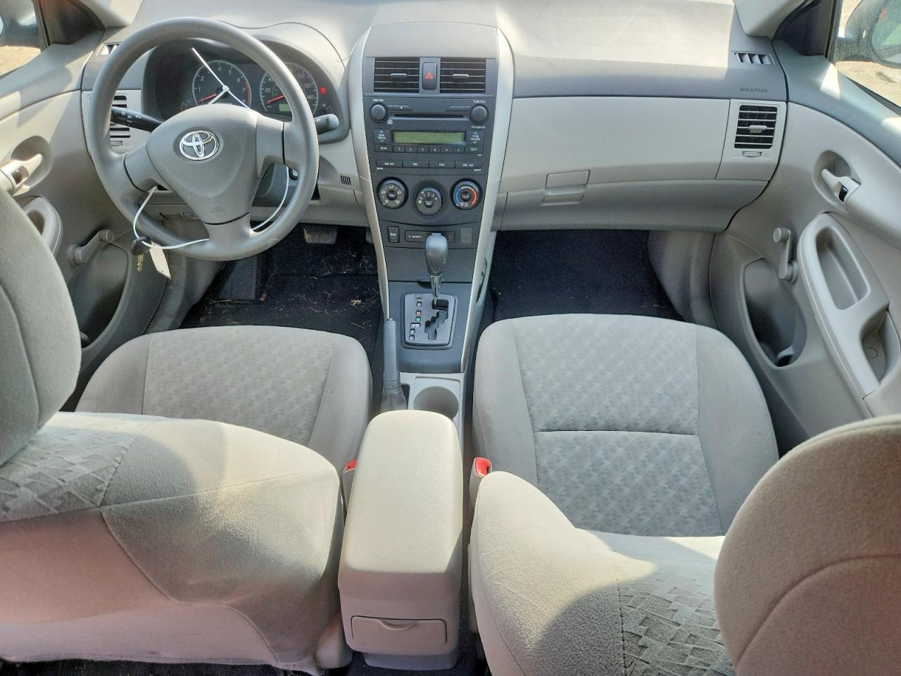 2009 Toyota Corolla Silver vin: 1NXBU40EX9Z111284