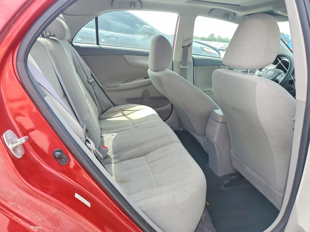 2009 Toyota Corolla Le Red vin: 1NXBU40EX9Z111639