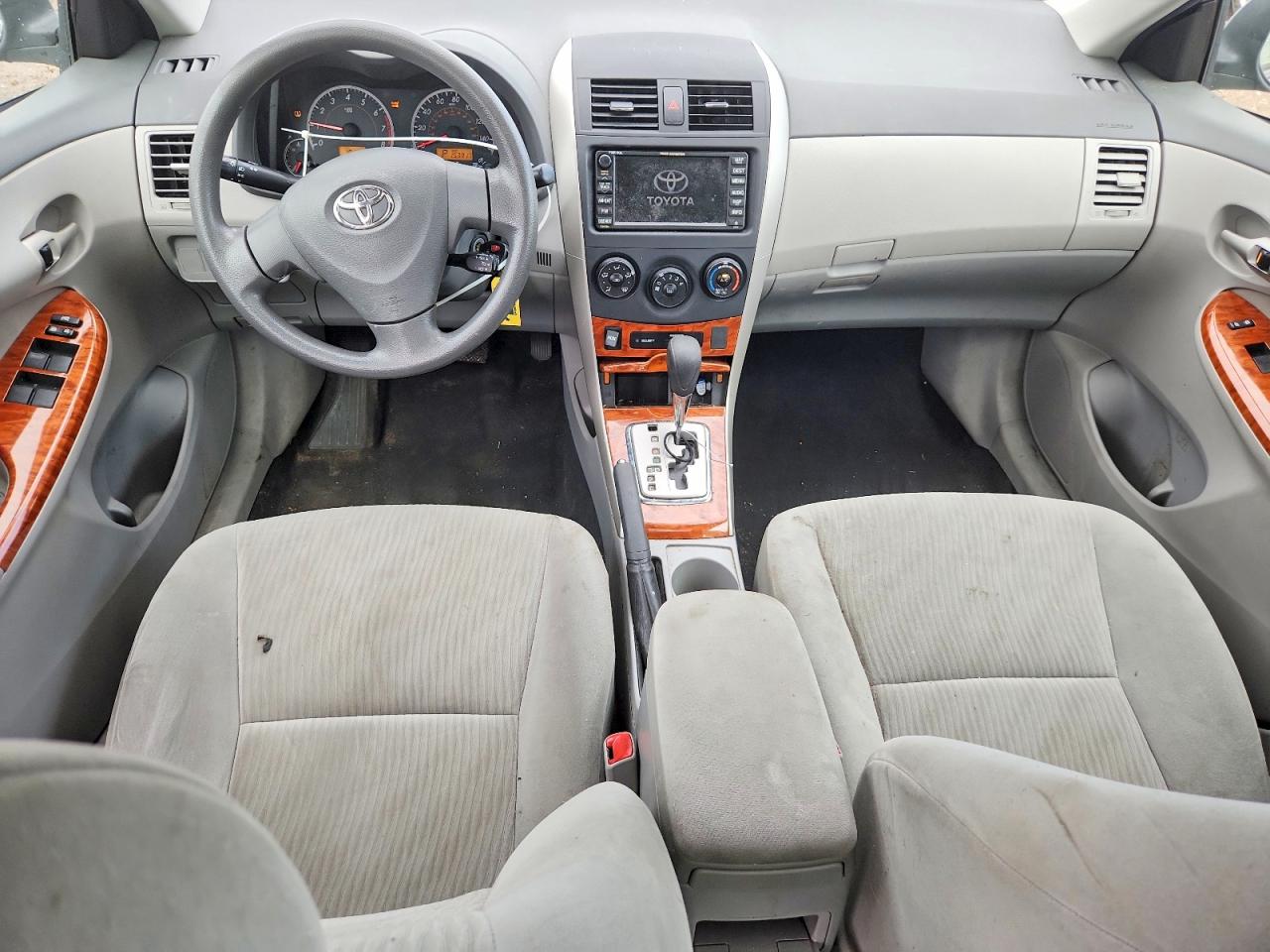2009 Toyota Corolla Silver vin: 1NXBU40EX9Z117764