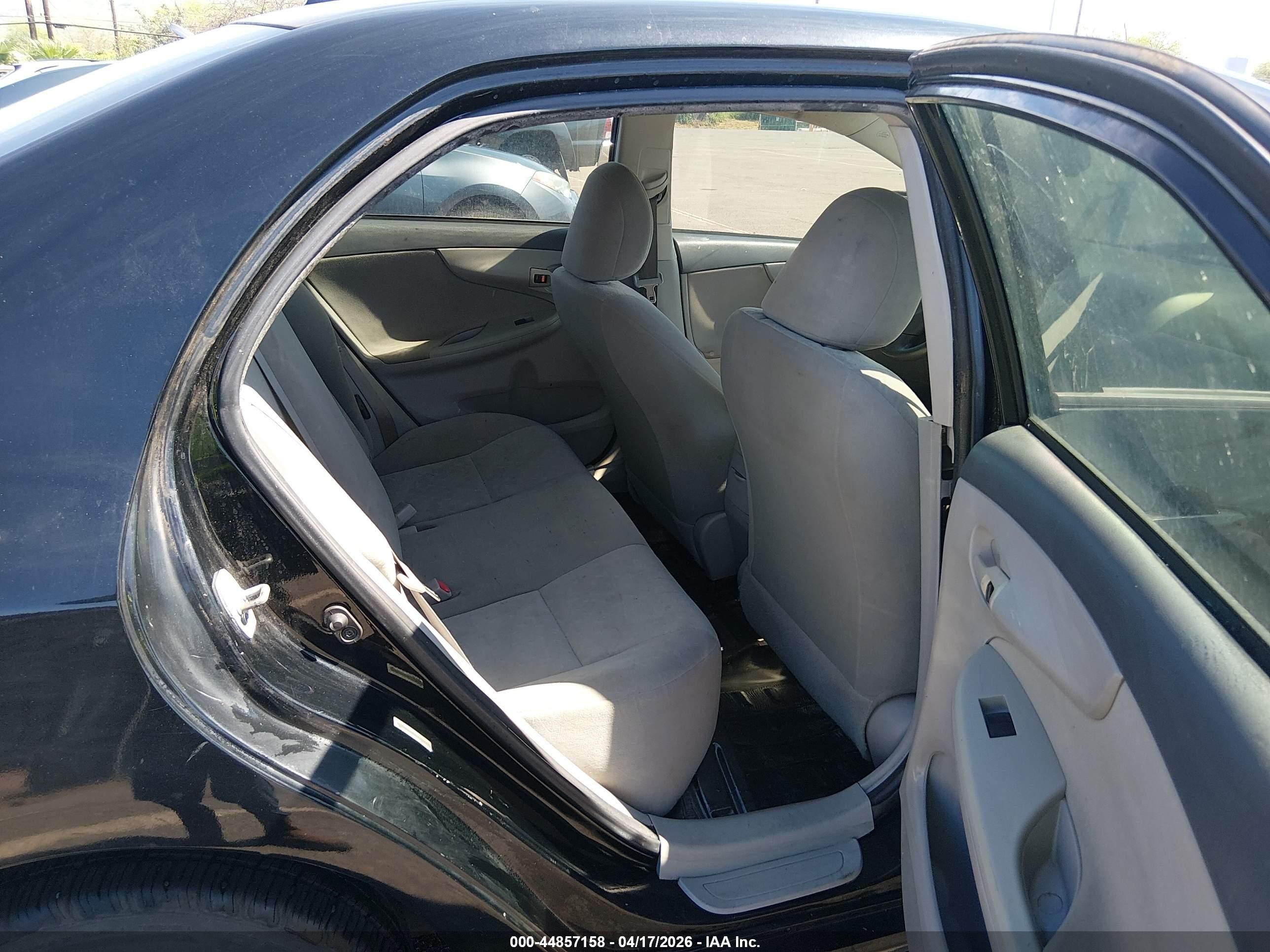 2009 Toyota Corolla Le Black vin: 1NXBU40EX9Z143667