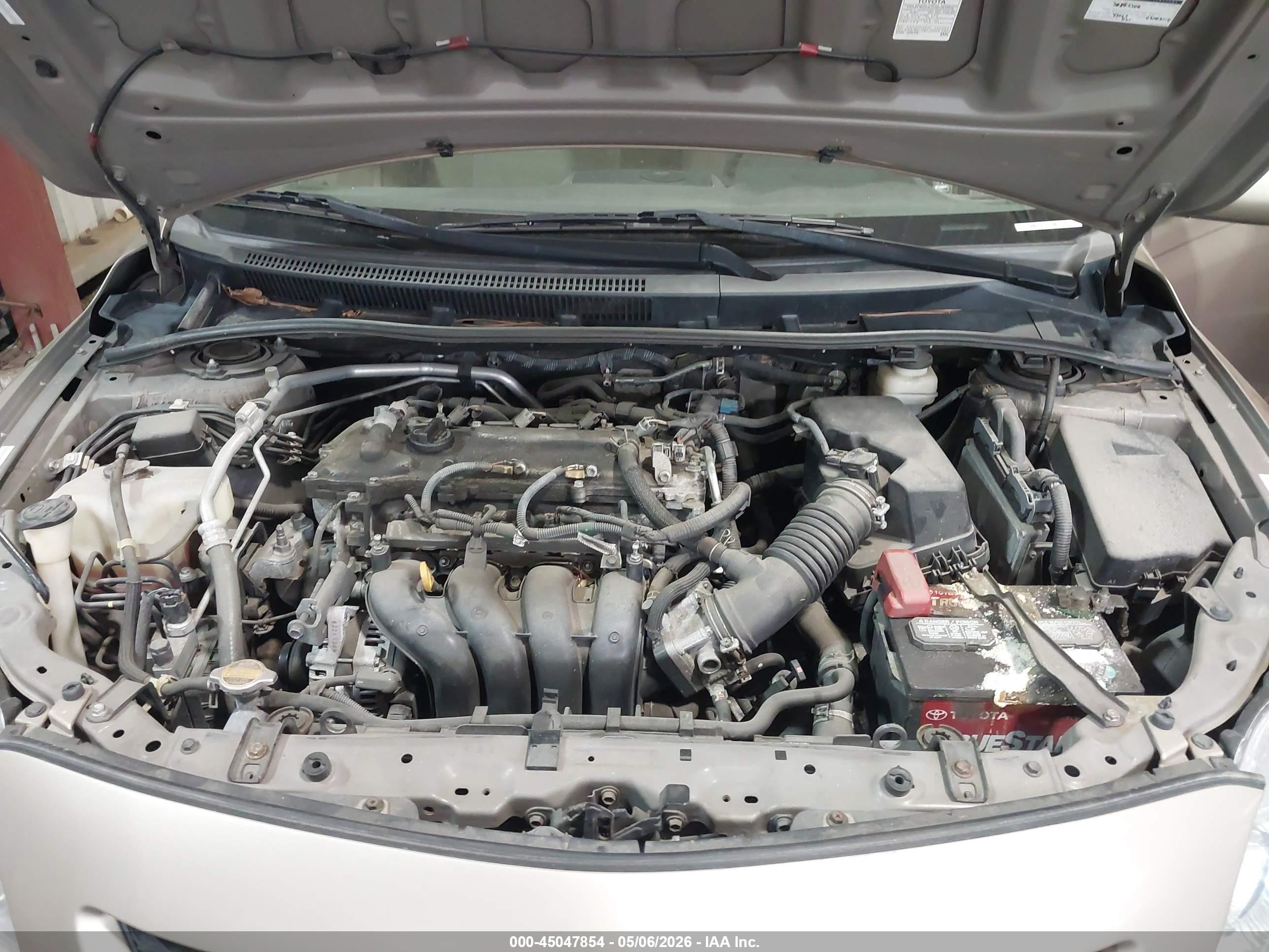 2010 Toyota Corolla Le Beige vin: 1NXBU4EE0AZ170714
