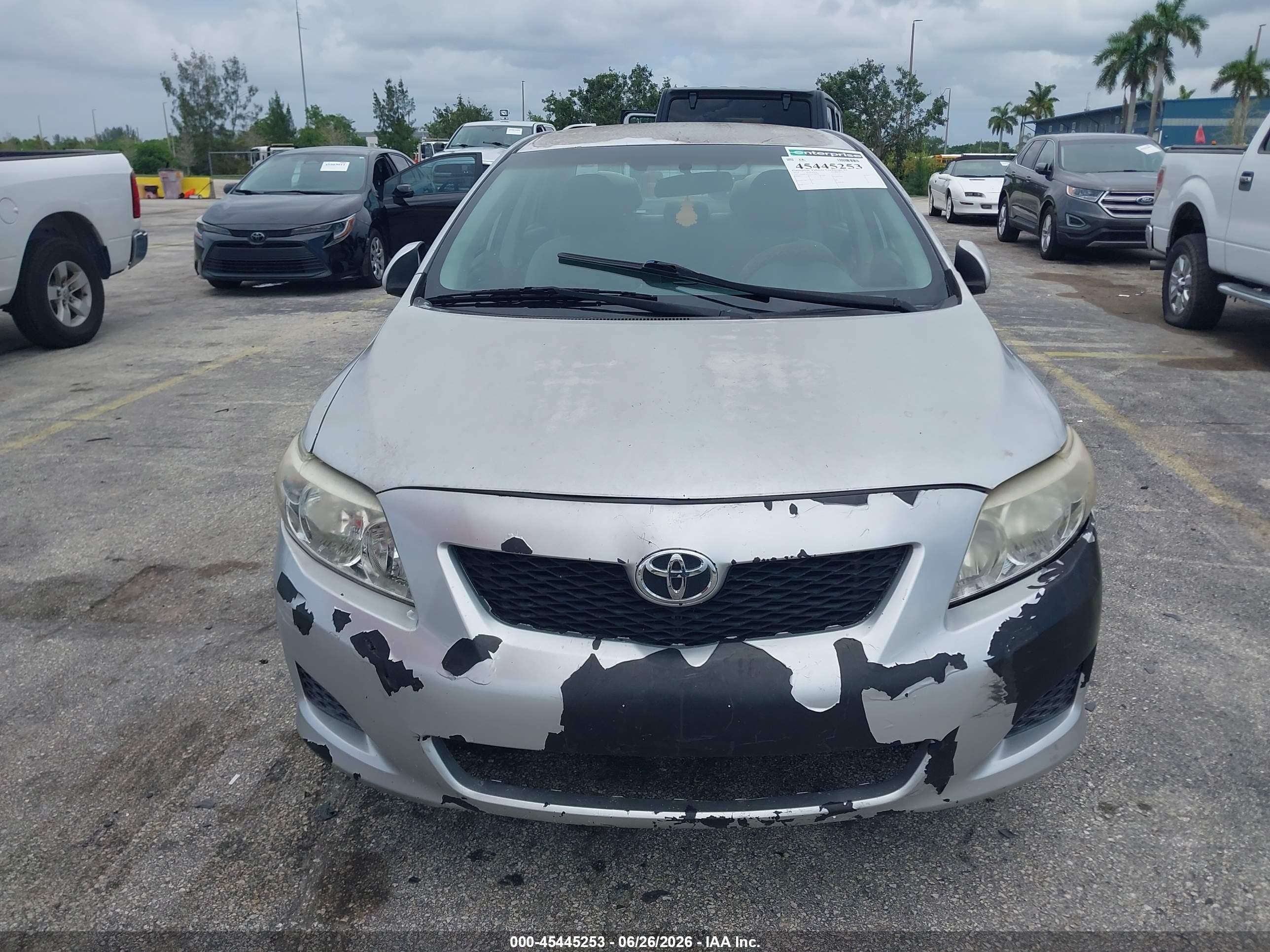 2010 Toyota Corolla Le Silver vin: 1NXBU4EE0AZ178179