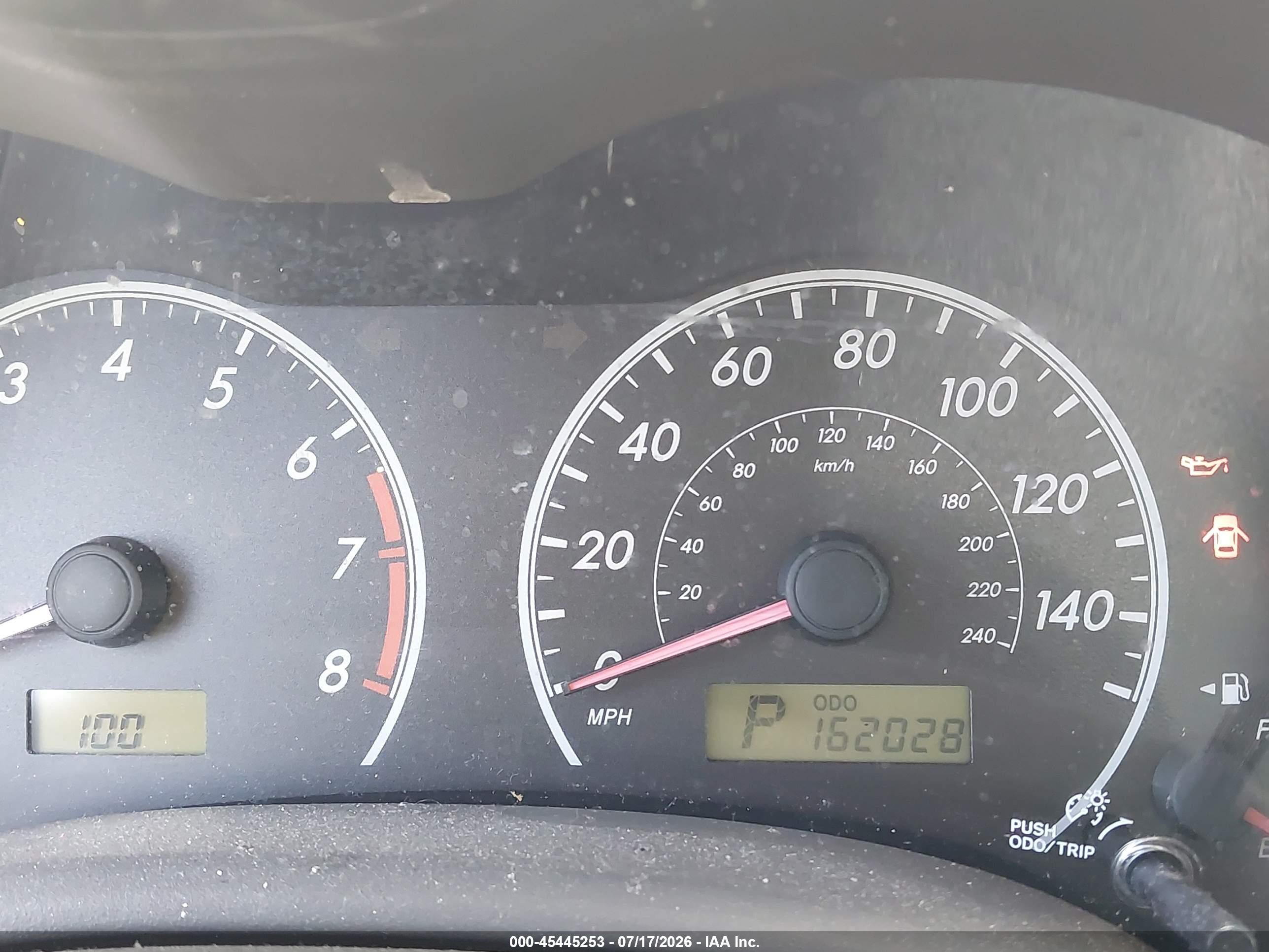 2010 Toyota Corolla Le Silver vin: 1NXBU4EE0AZ178179