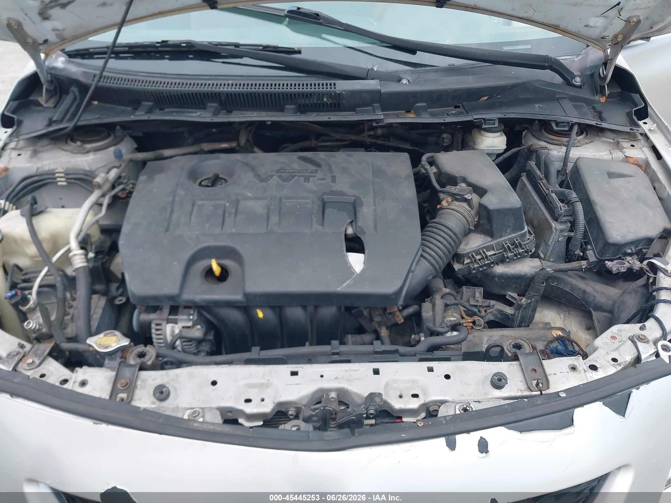 2010 Toyota Corolla Le Silver vin: 1NXBU4EE0AZ178179