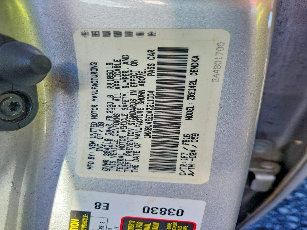 2010 Toyota Corolla Base Серебряный vin: 1NXBU4EE0AZ211004