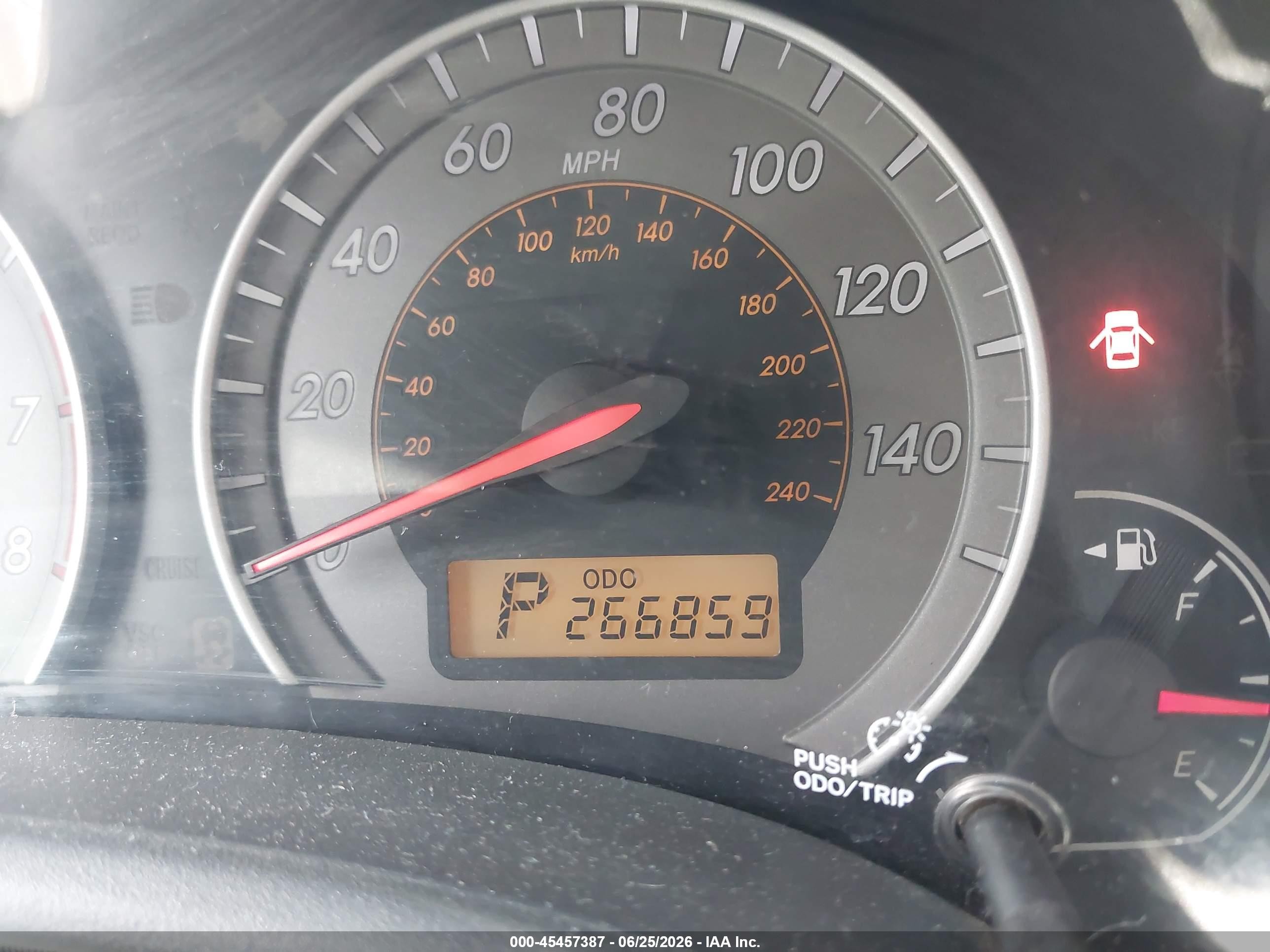 2010 Toyota Corolla S Silver vin: 1NXBU4EE0AZ213562