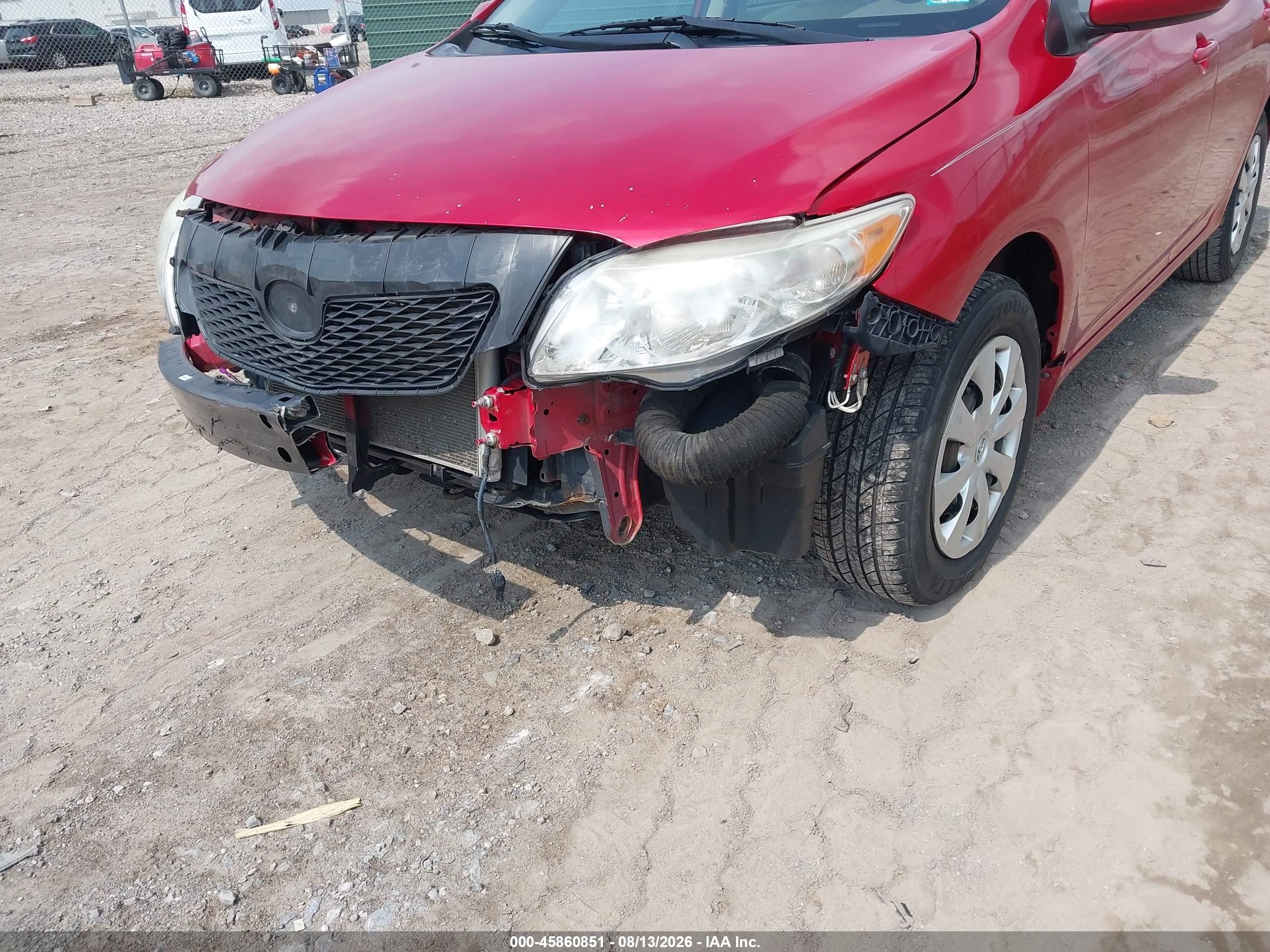 2010 Toyota Corolla Le Red vin: 1NXBU4EE0AZ232435