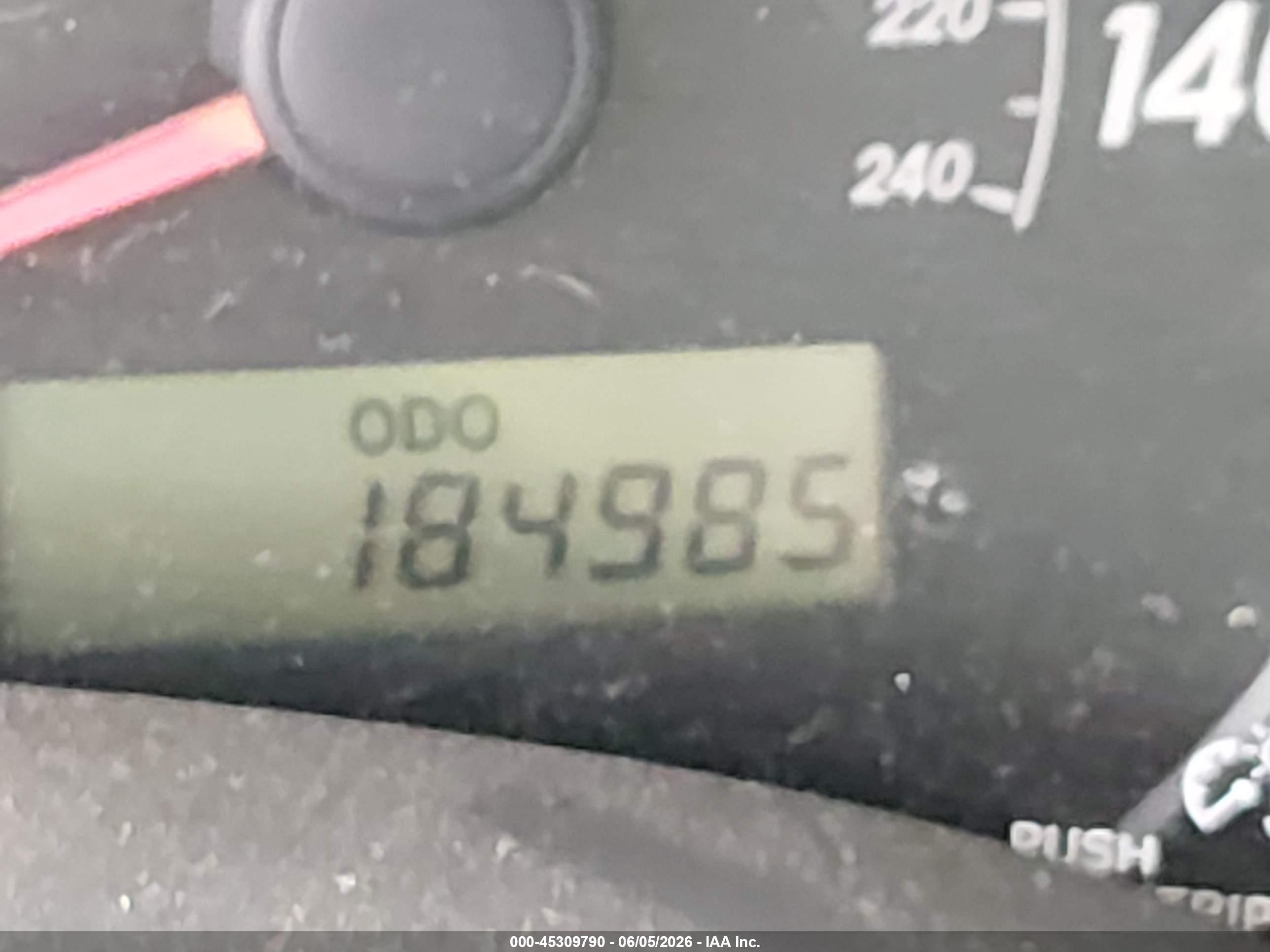 2010 Toyota Corolla Le Silver vin: 1NXBU4EE0AZ238672