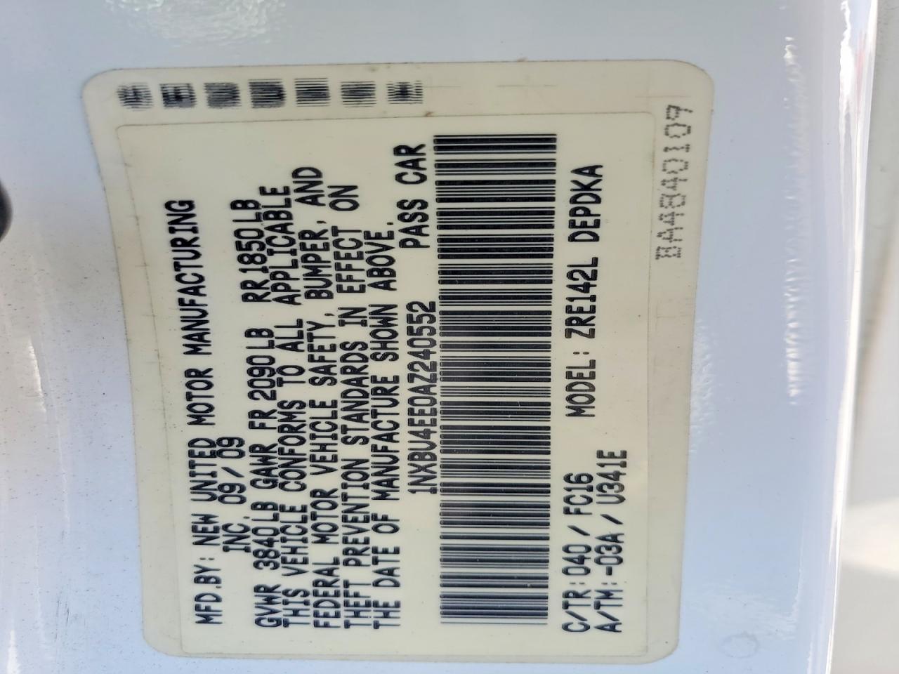 2010 Toyota Corolla Le White vin: 1NXBU4EE0AZ240552