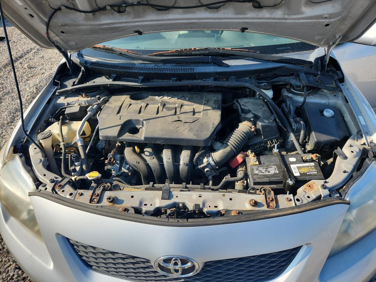 2010 Toyota Corolla Le Silver vin: 1NXBU4EE0AZ243032