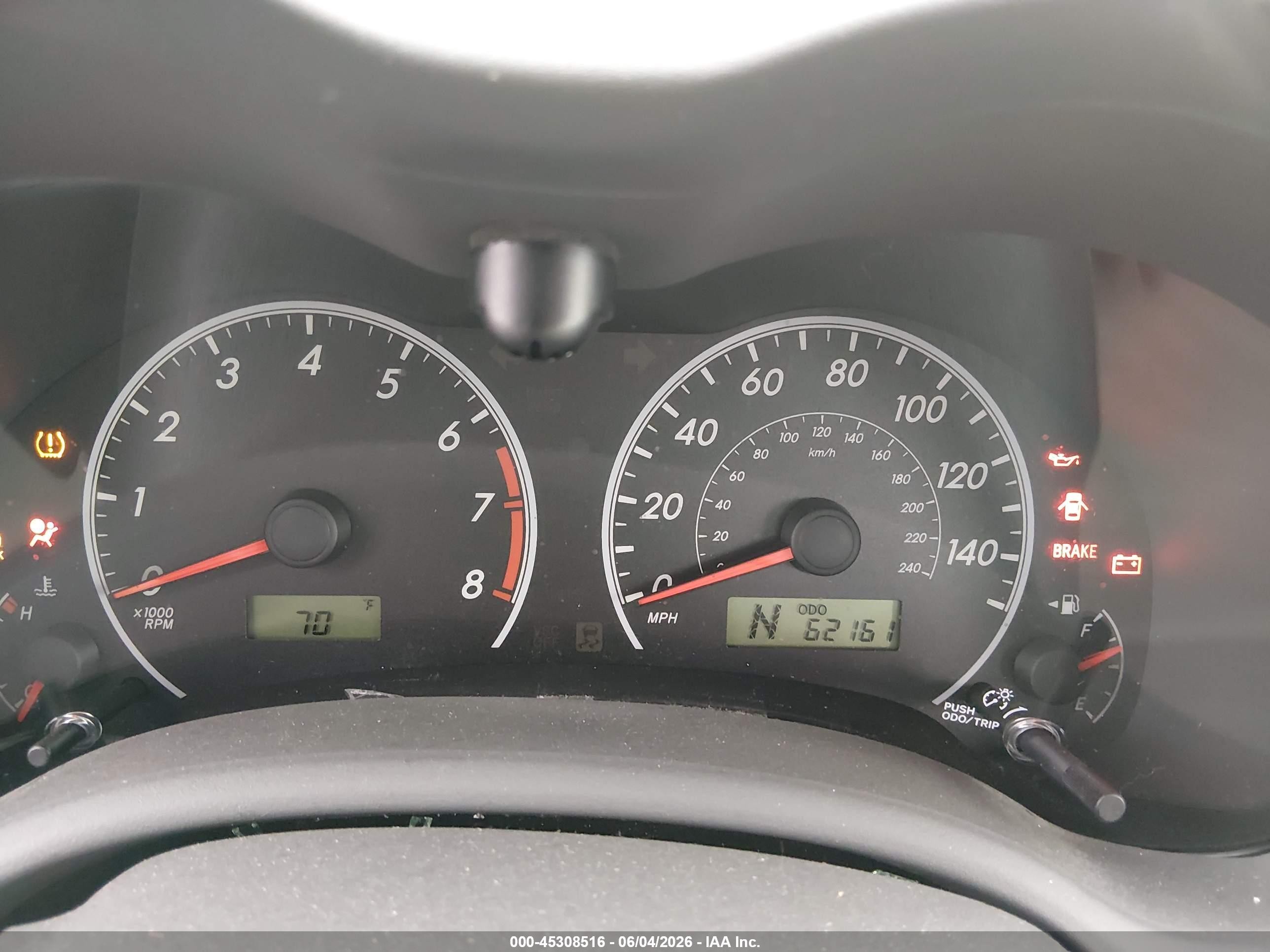 2010 Toyota Corolla Le Gray vin: 1NXBU4EE0AZ251843