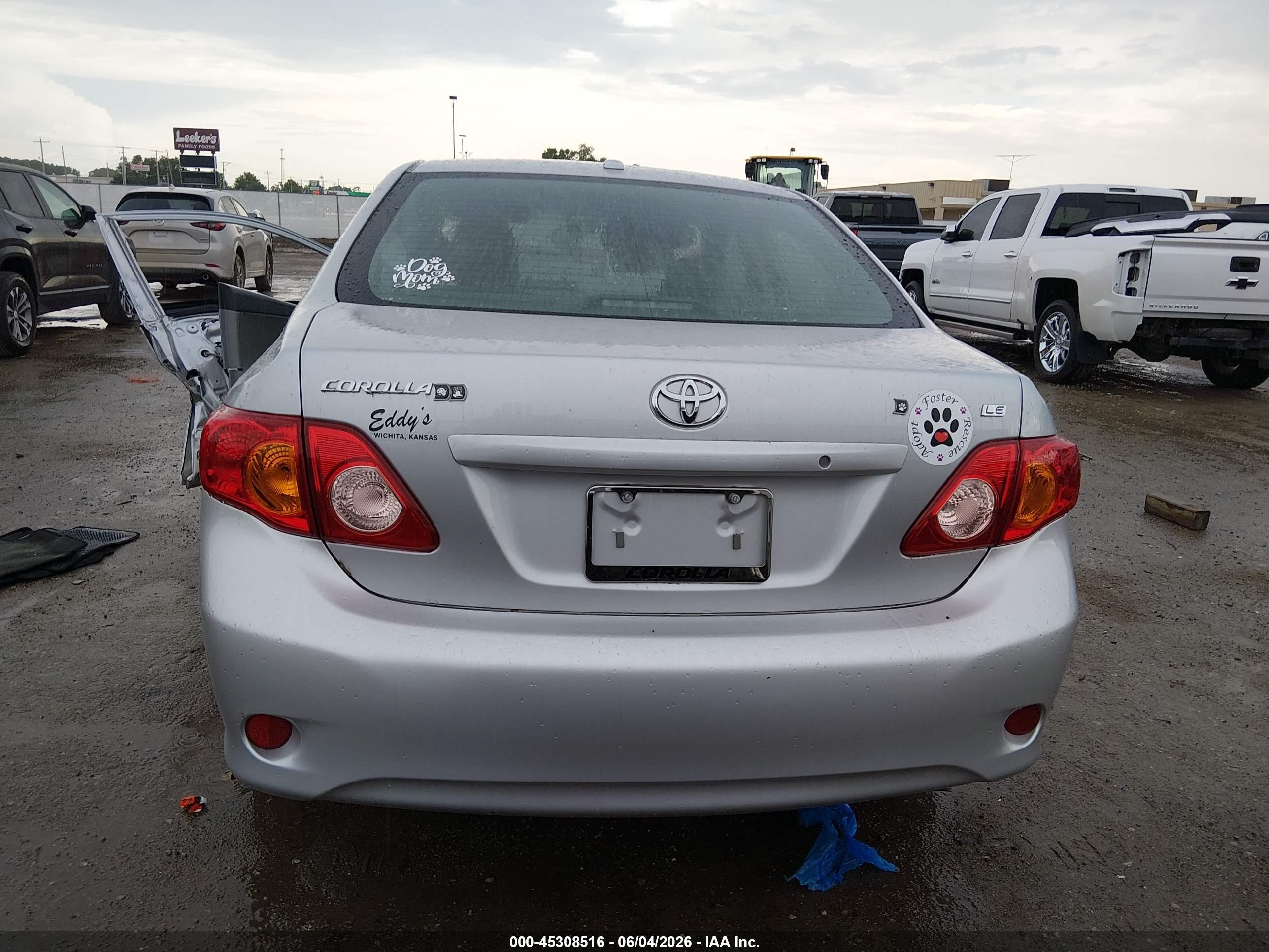 2010 Toyota Corolla Le Gray vin: 1NXBU4EE0AZ251843
