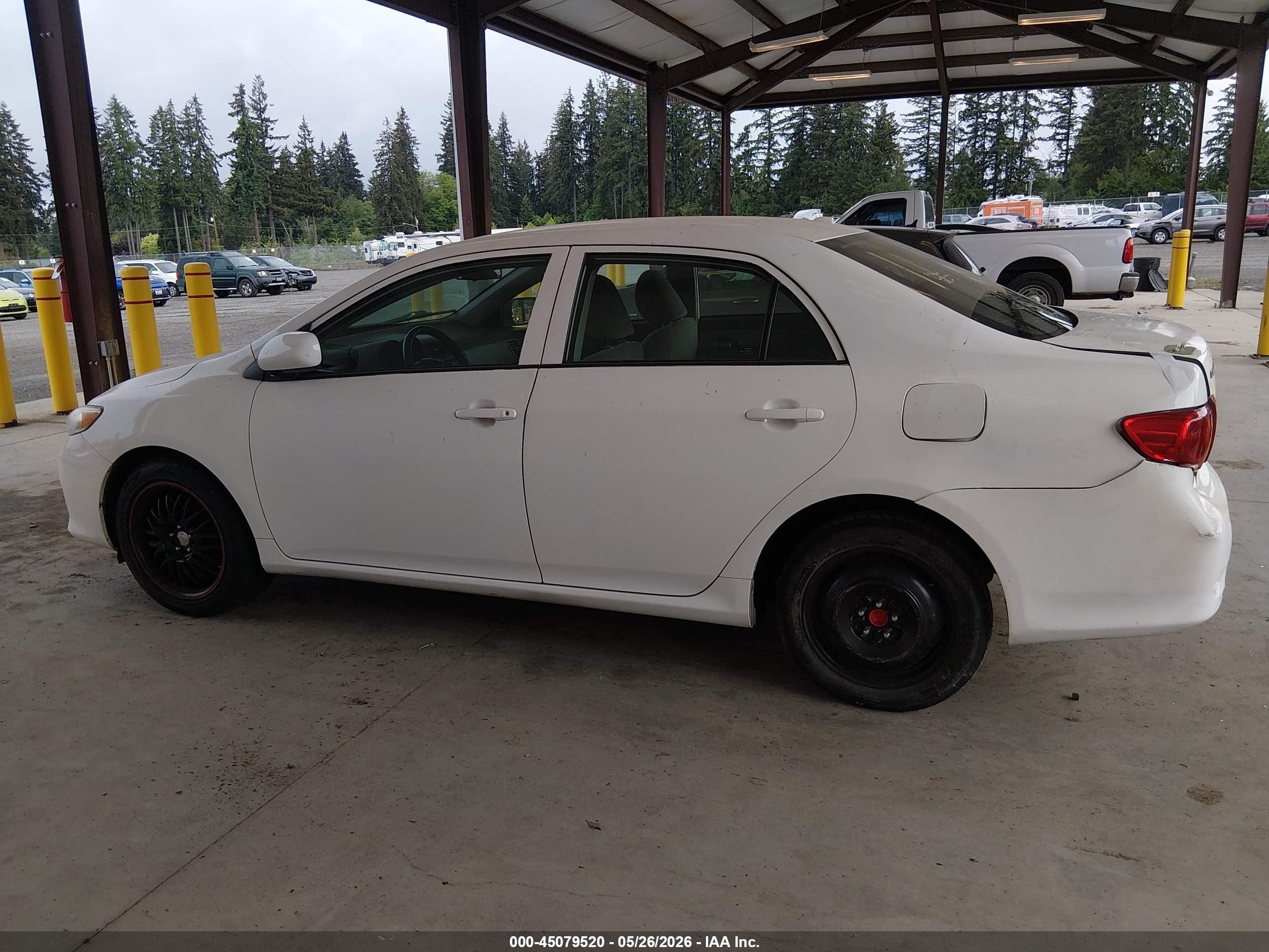 2010 Toyota Corolla Le Белый vin: 1NXBU4EE0AZ254905