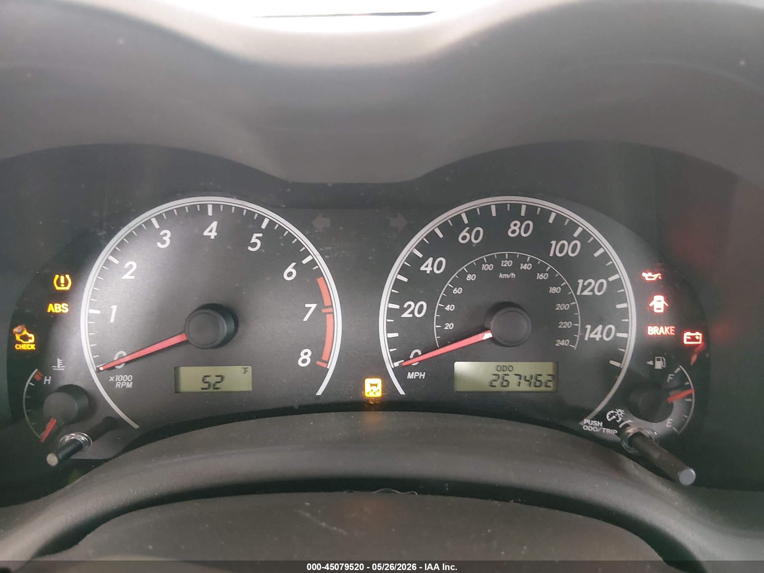 2010 Toyota Corolla Le Белый vin: 1NXBU4EE0AZ254905