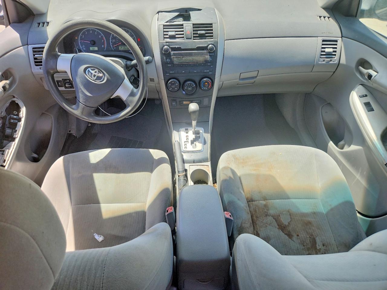 2010 Toyota Corolla Le Gray vin: 1NXBU4EE0AZ256346
