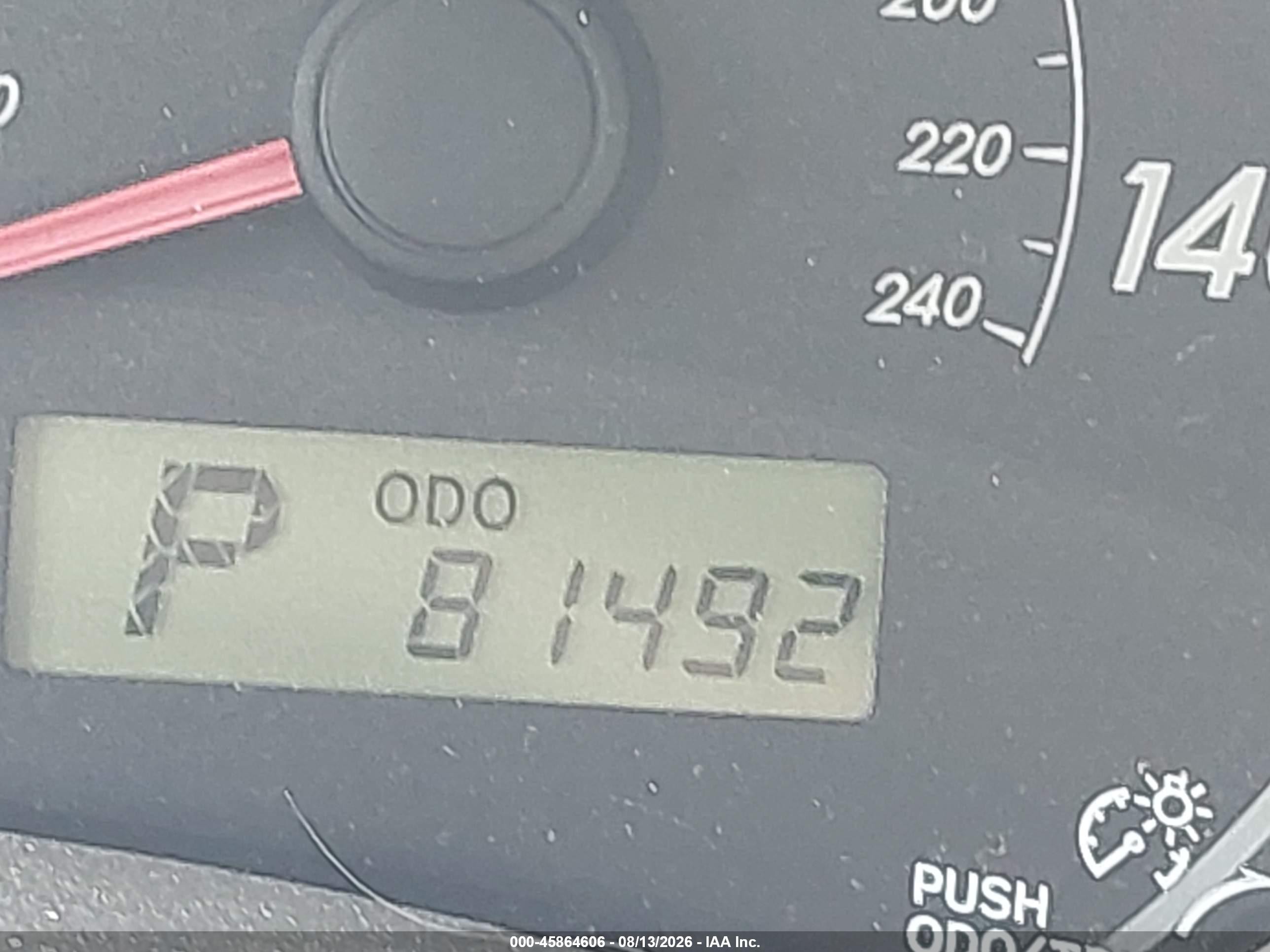 2010 Toyota Corolla Le Silver vin: 1NXBU4EE0AZ275611