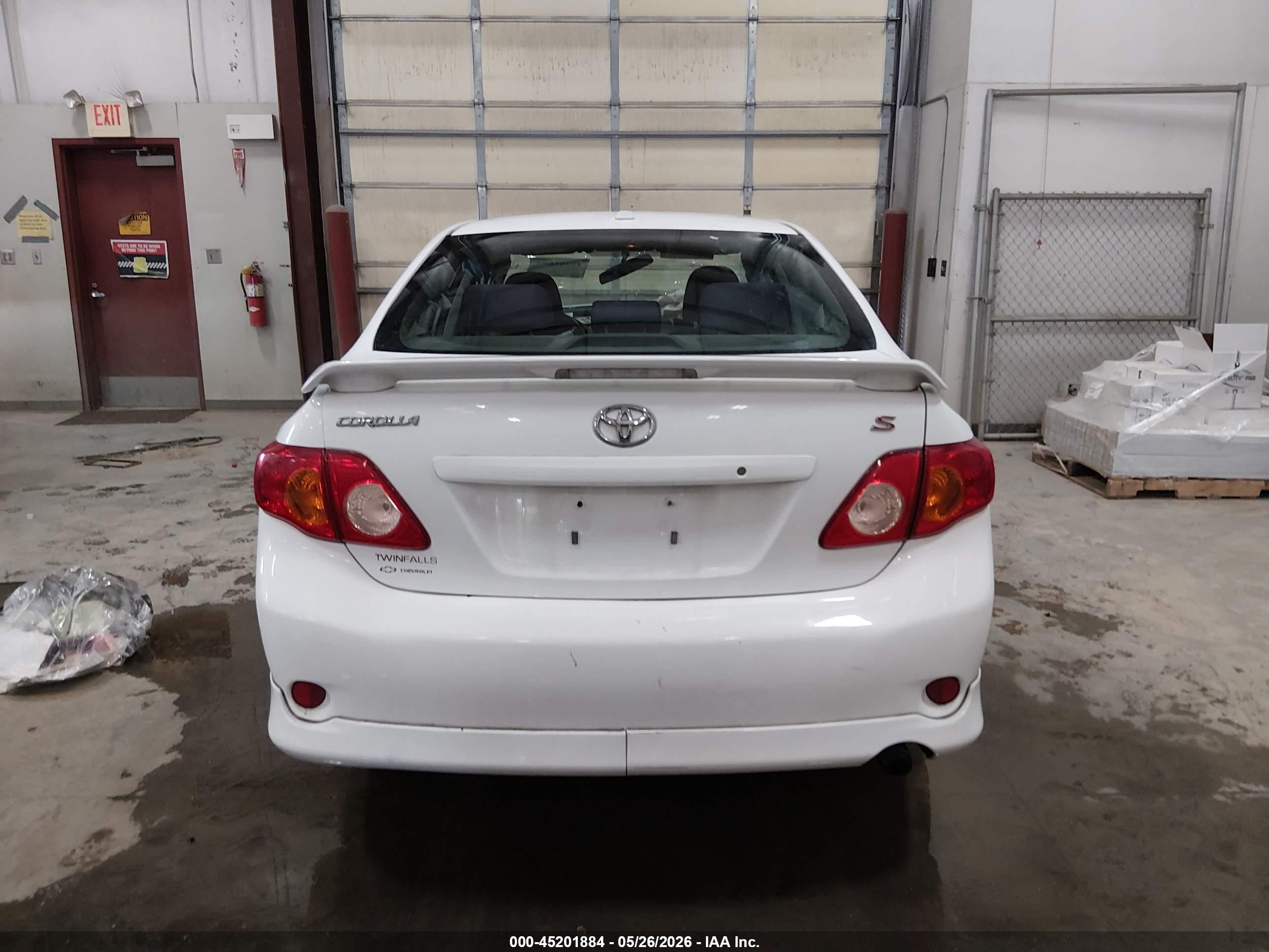 2010 Toyota Corolla S White vin: 1NXBU4EE0AZ289749