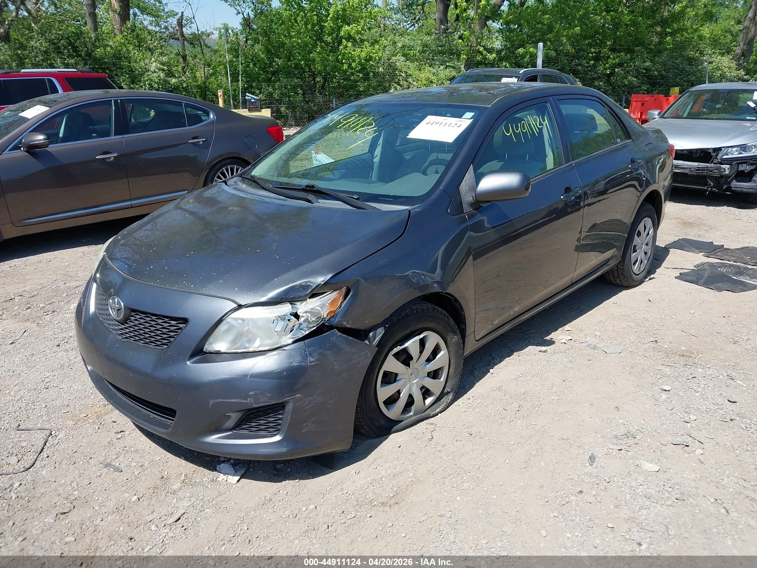 2010 Toyota Corolla Le Gray vin: 1NXBU4EE0AZ303858