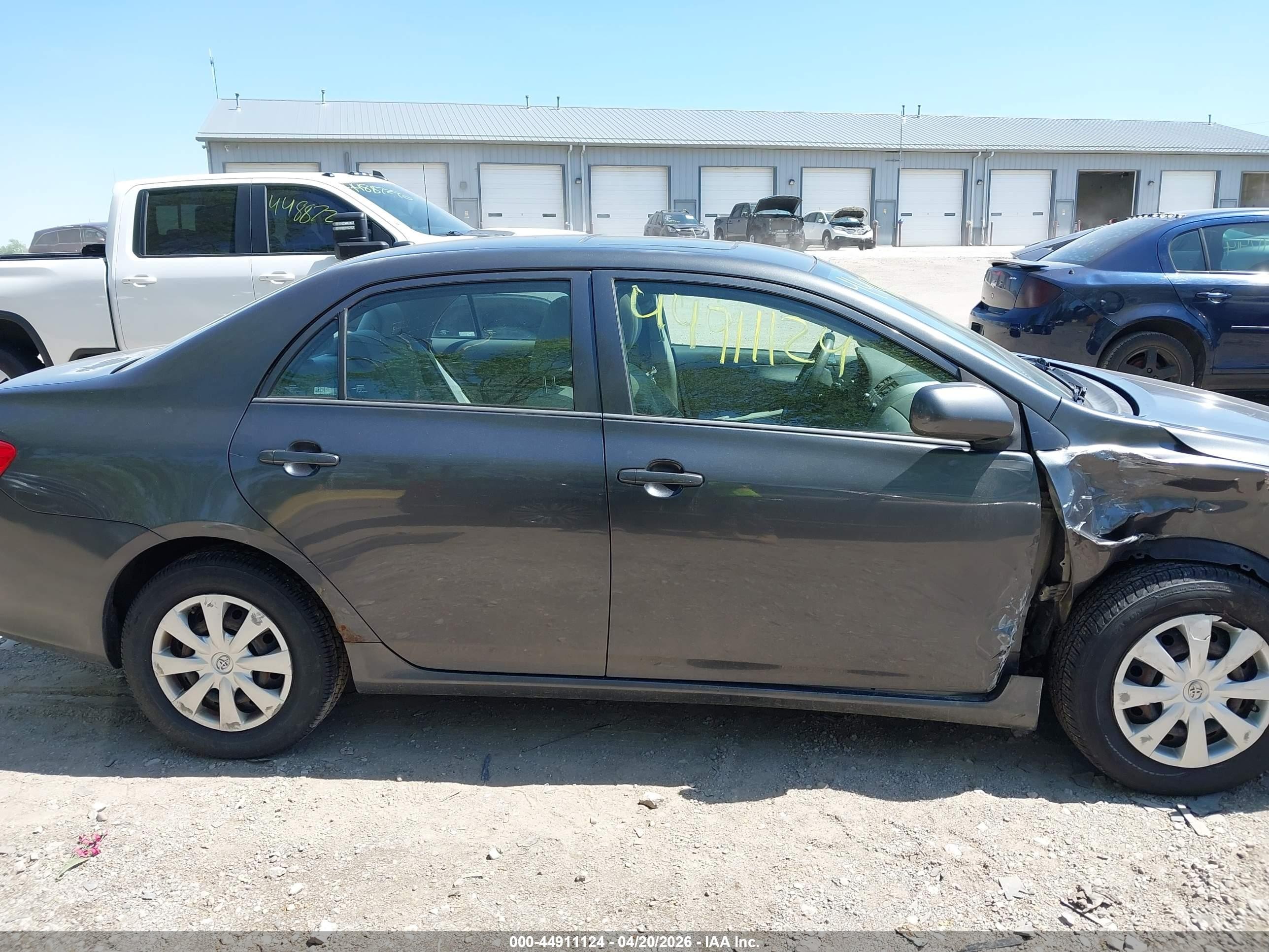 2010 Toyota Corolla Le Gray vin: 1NXBU4EE0AZ303858
