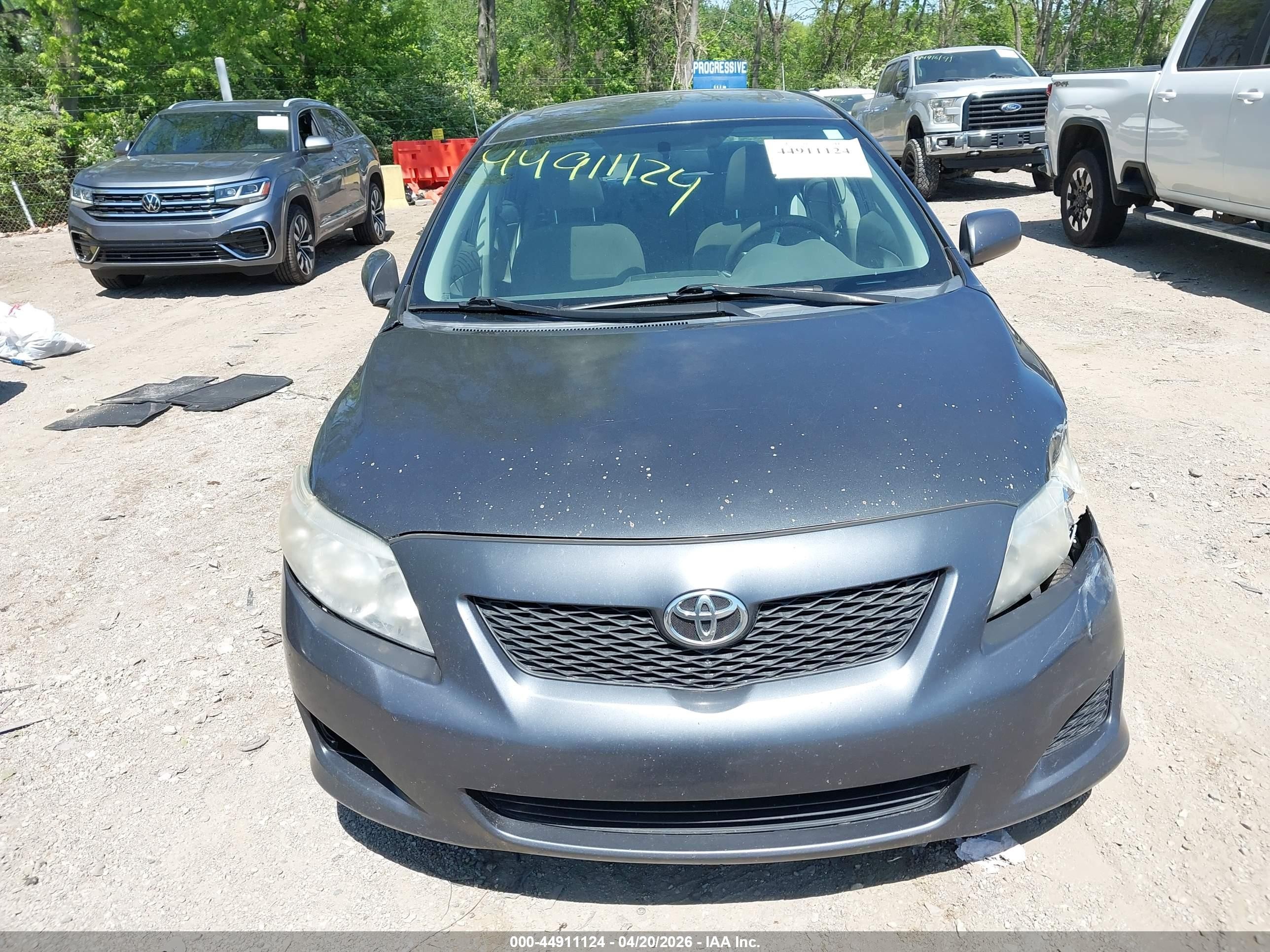 2010 Toyota Corolla Le Gray vin: 1NXBU4EE0AZ303858