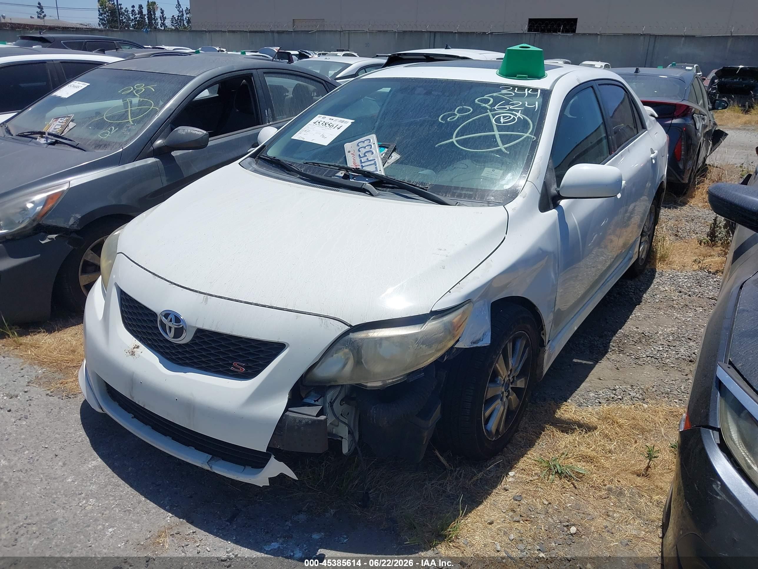 2010 Toyota Corolla S White vin: 1NXBU4EE0AZ325844