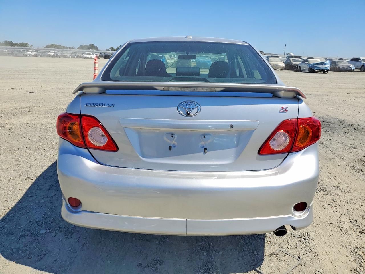 2010 Toyota Corolla S Silver vin: 1NXBU4EE0AZ351652