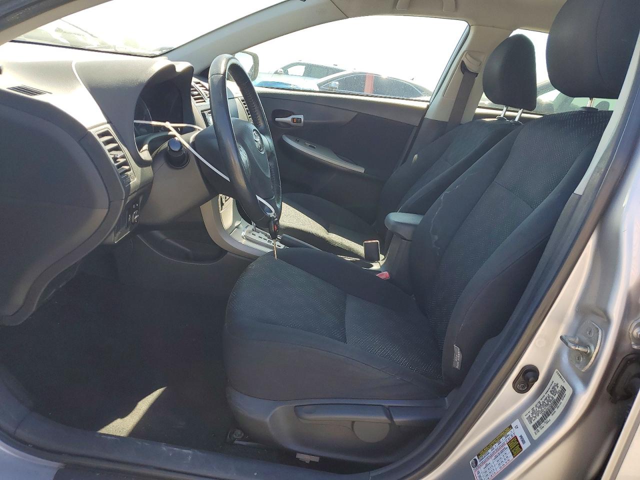 2010 Toyota Corolla S Silver vin: 1NXBU4EE0AZ351652