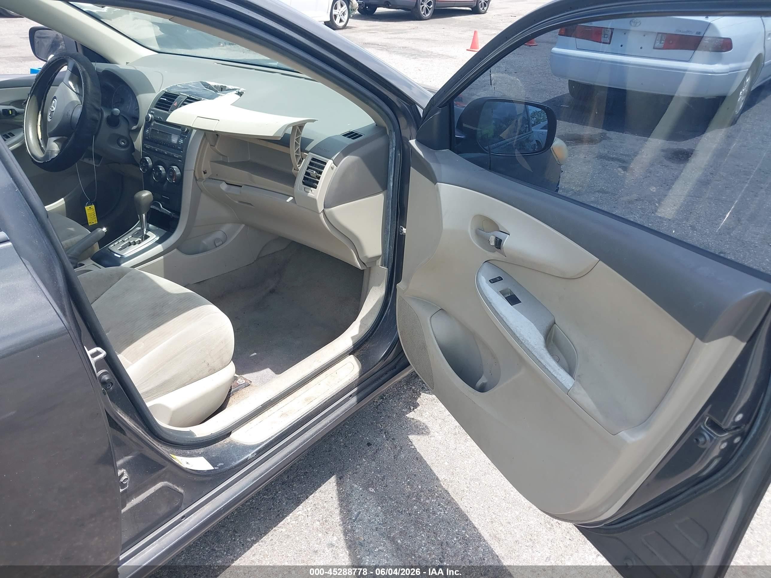 2010 Toyota Corolla Le Black vin: 1NXBU4EE0AZ362277