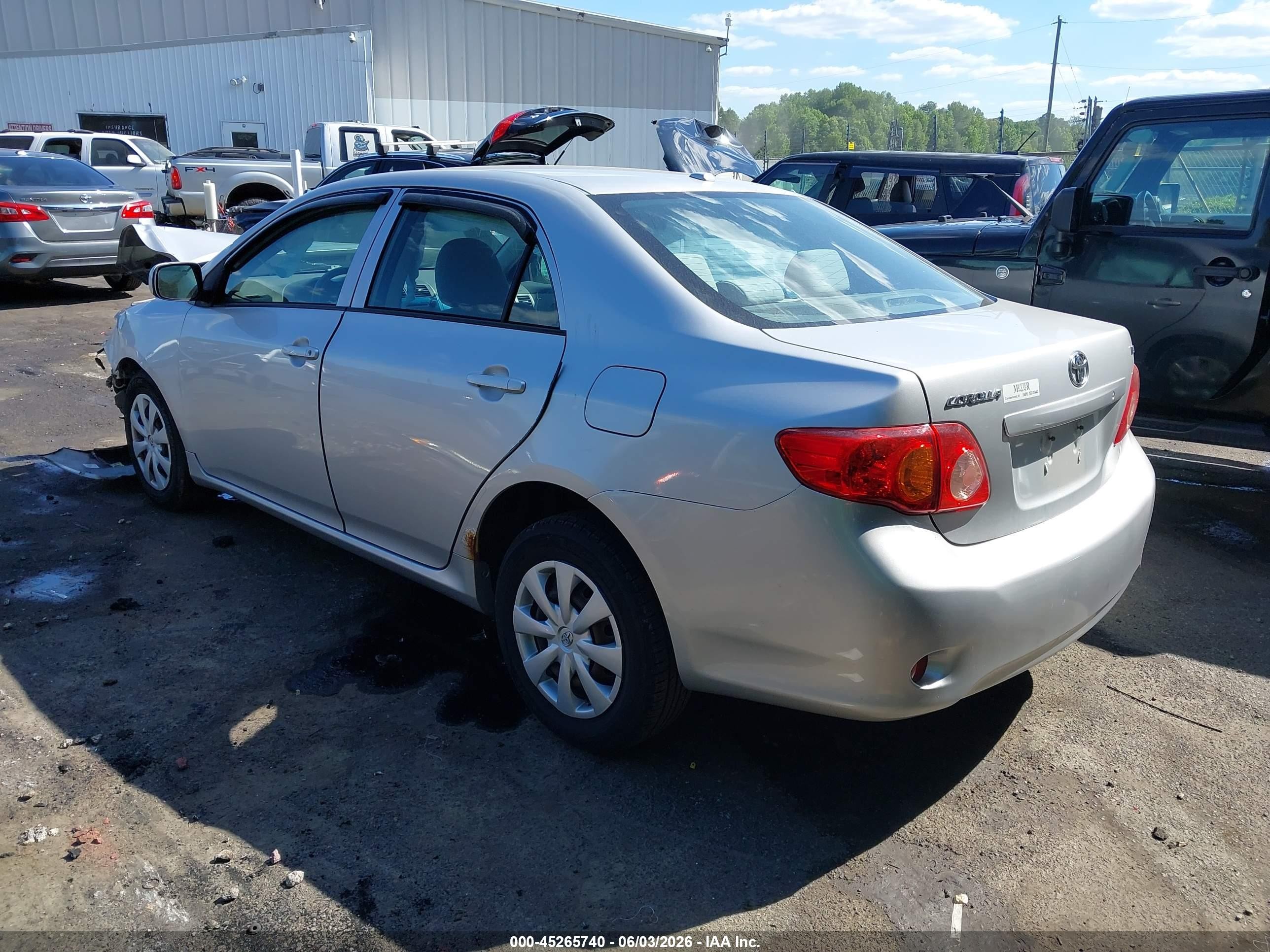 2010 Toyota Corolla Le Silver vin: 1NXBU4EE0AZ369097