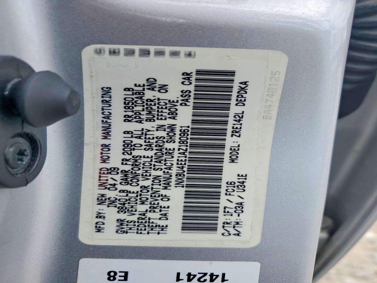 2010 Toyota Corolla Le Silver vin: 1NXBU4EE1AZ180961