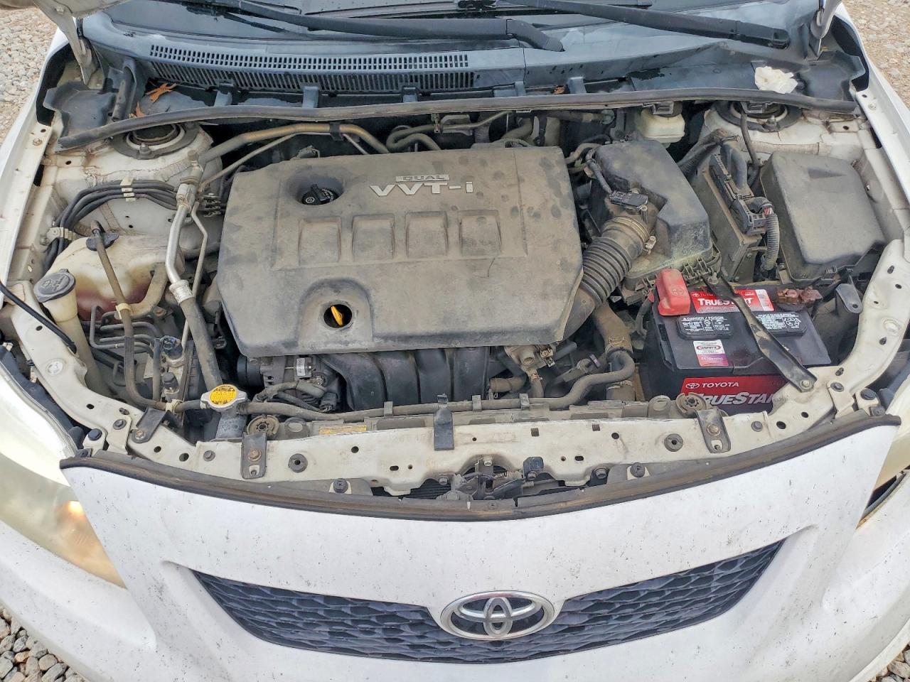 2010 Toyota Corolla Le White vin: 1NXBU4EE1AZ190325