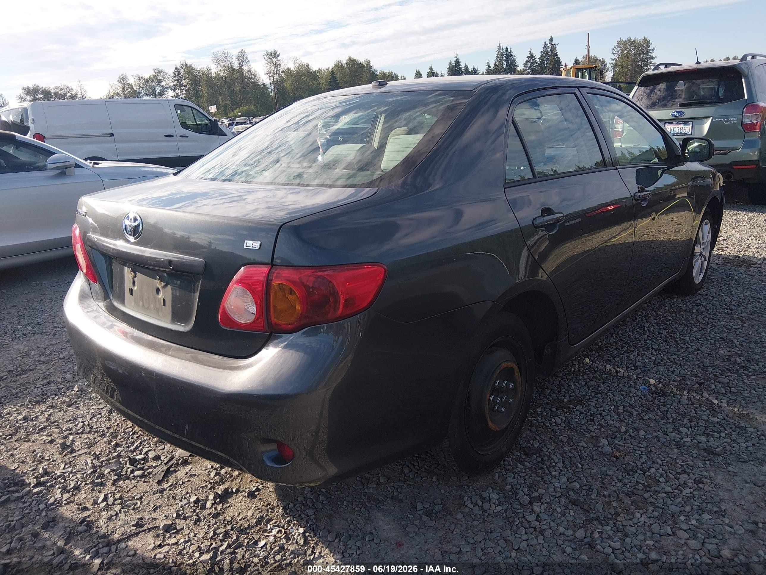 2010 Toyota Corolla Le Gray vin: 1NXBU4EE1AZ199395