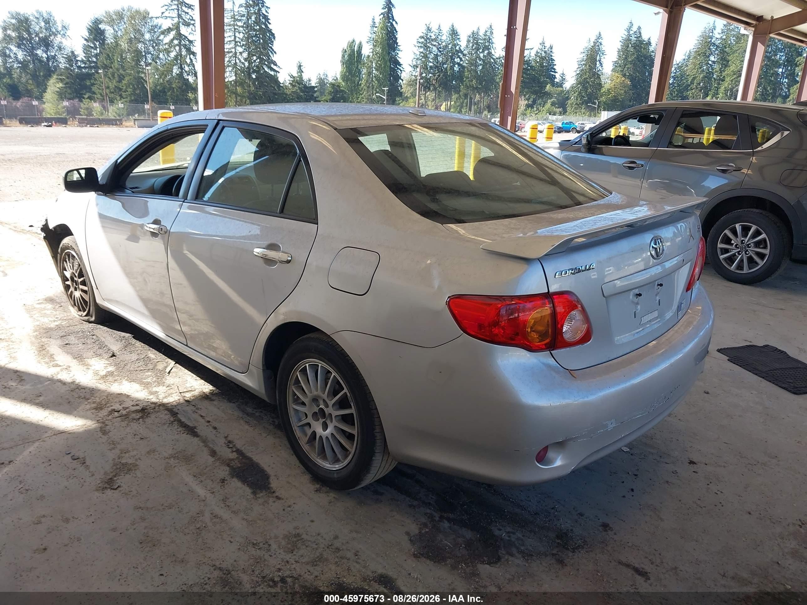 2010 Toyota Corolla Le Silver vin: 1NXBU4EE1AZ201906