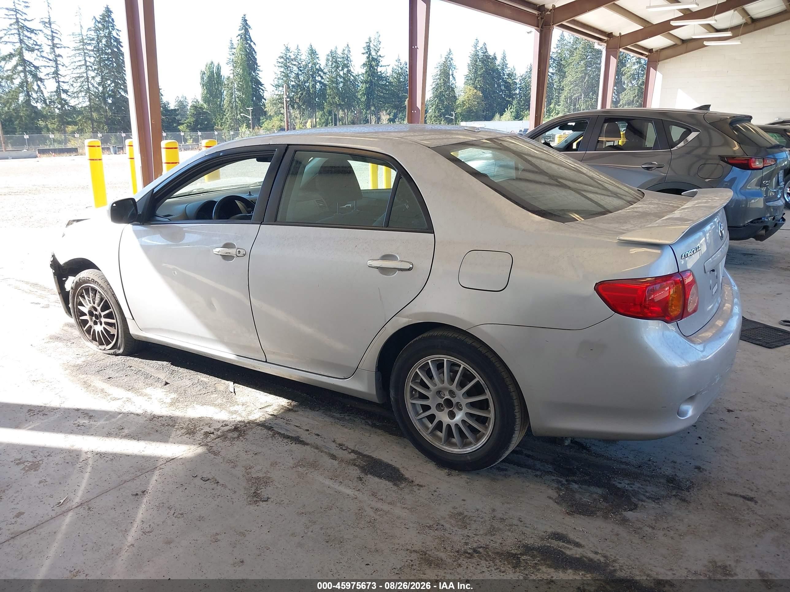 2010 Toyota Corolla Le Silver vin: 1NXBU4EE1AZ201906