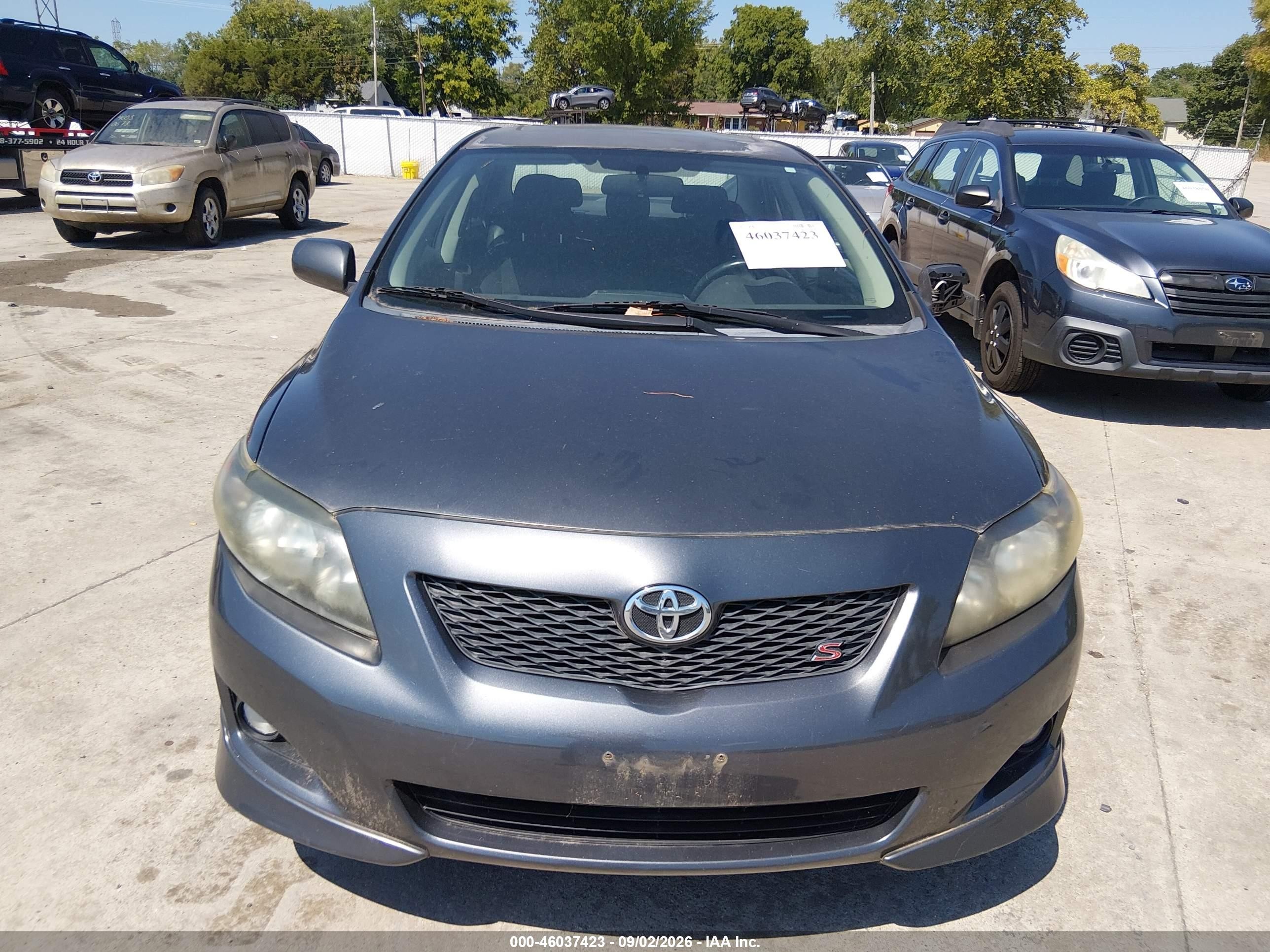 2010 Toyota Corolla S Beige vin: 1NXBU4EE1AZ212534
