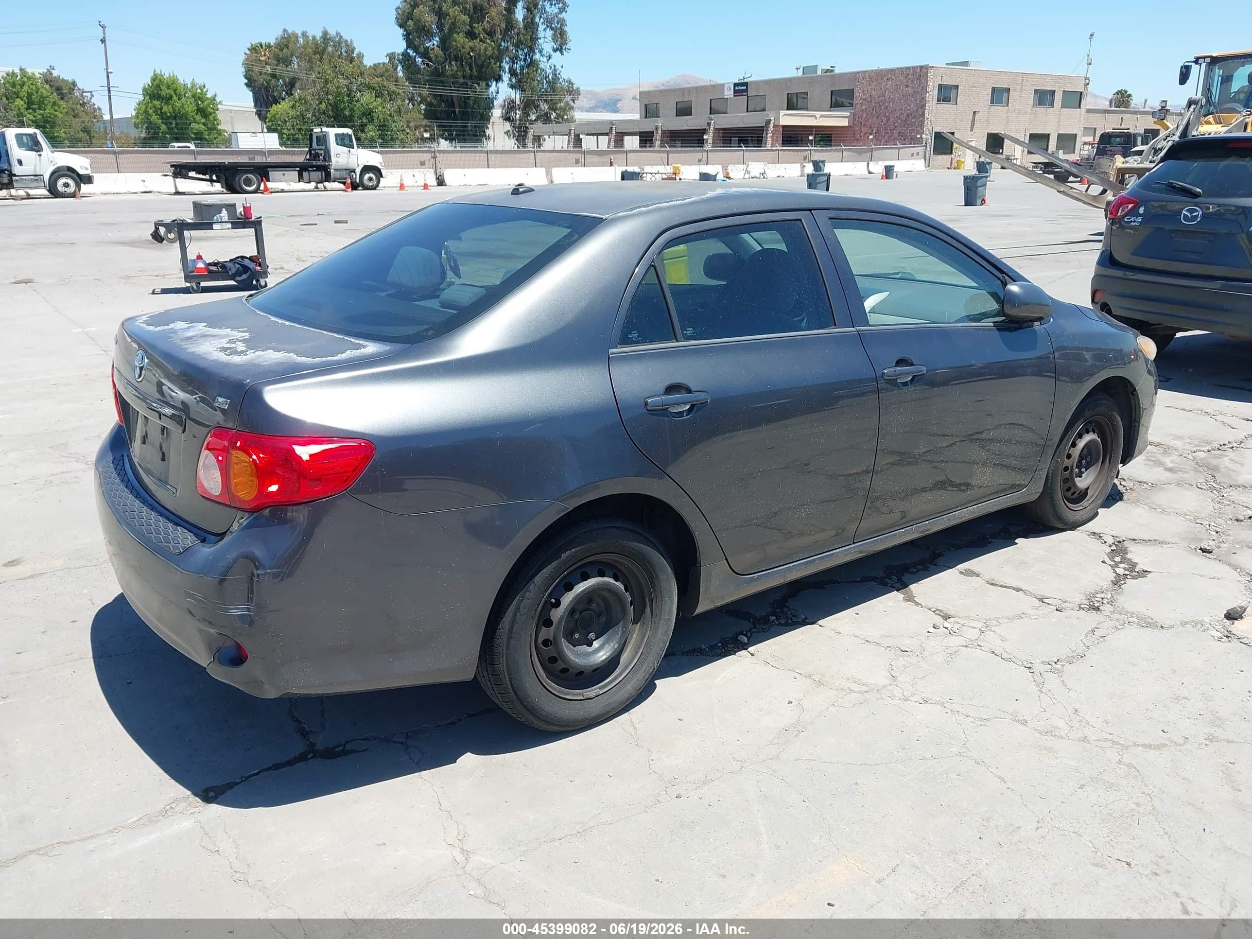 2010 Toyota Corolla Le Gray vin: 1NXBU4EE1AZ218513
