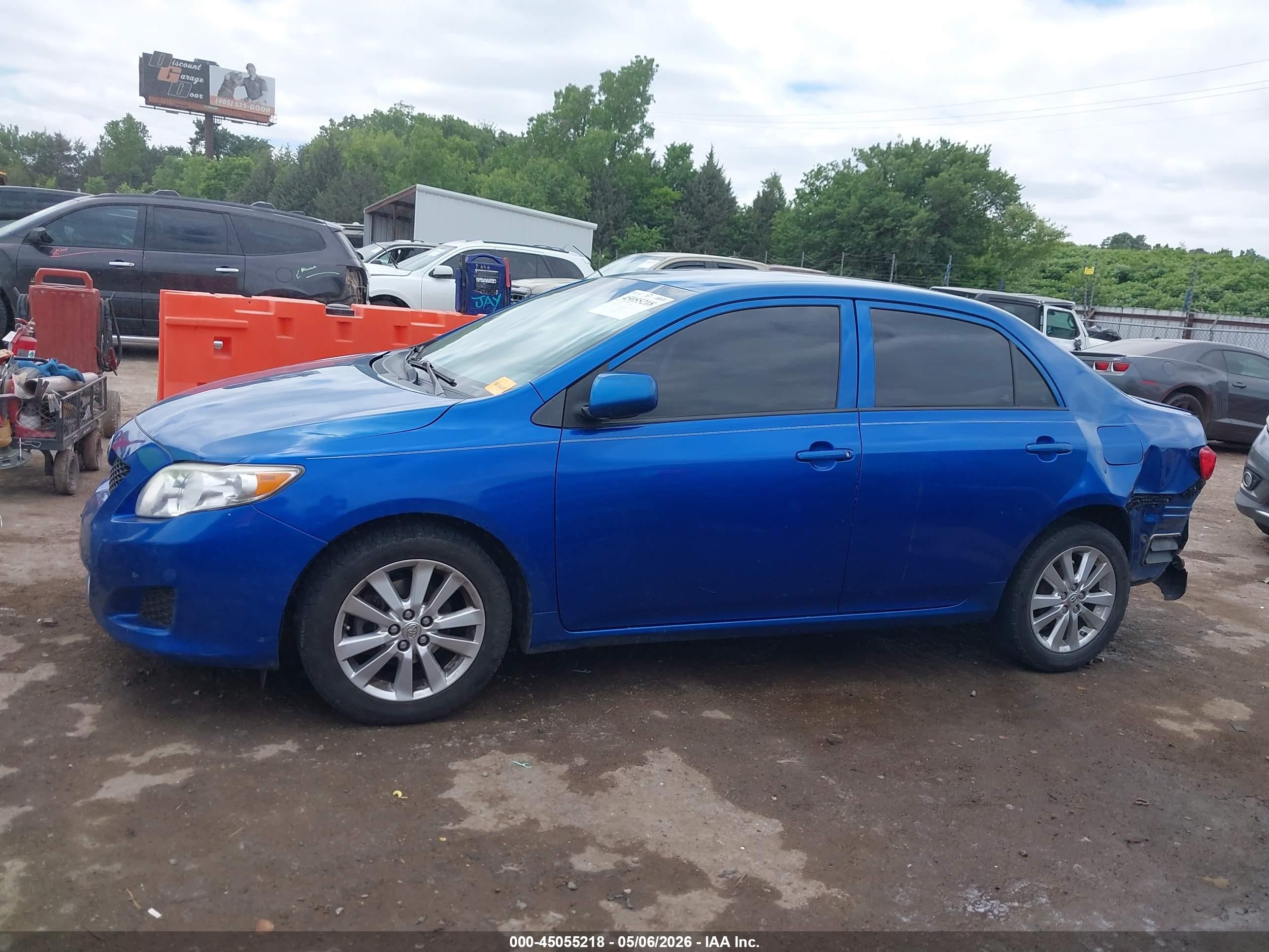 2010 Toyota Corolla Le Blue vin: 1NXBU4EE1AZ228264