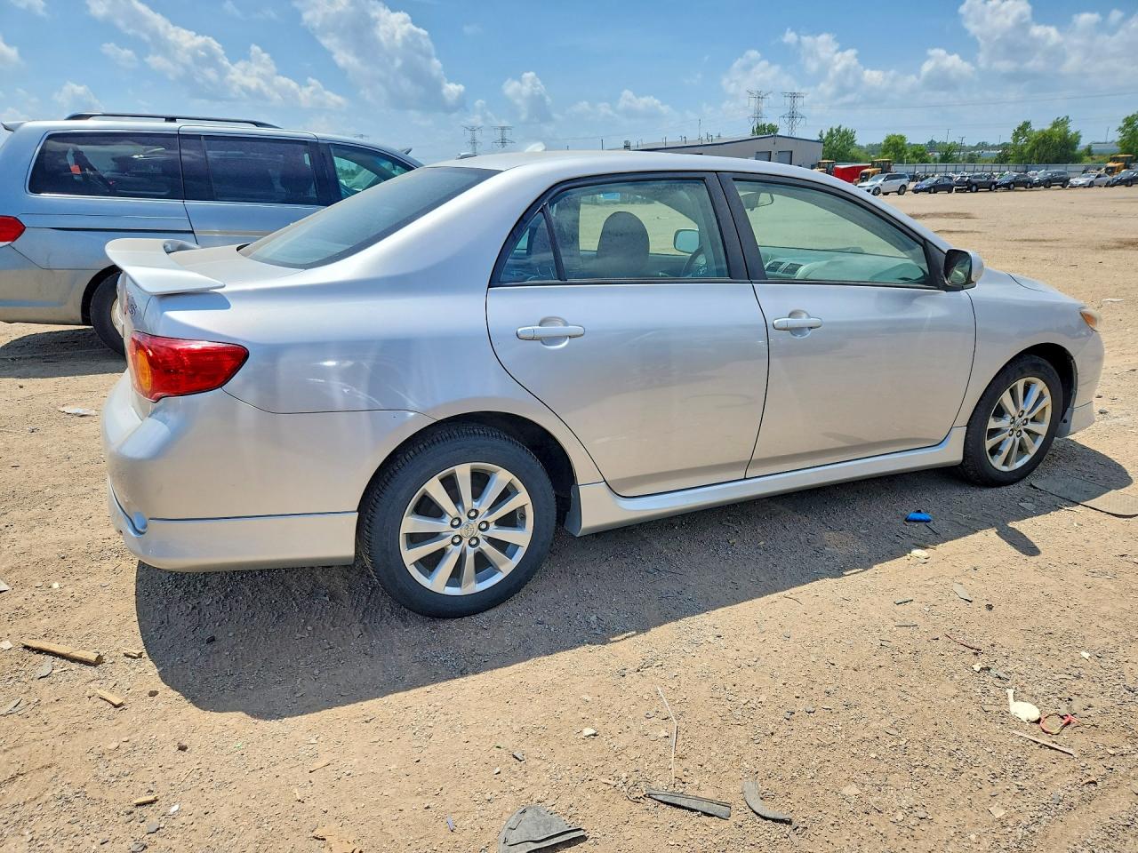 2010 Toyota Corolla S Silver vin: 1NXBU4EE1AZ241032