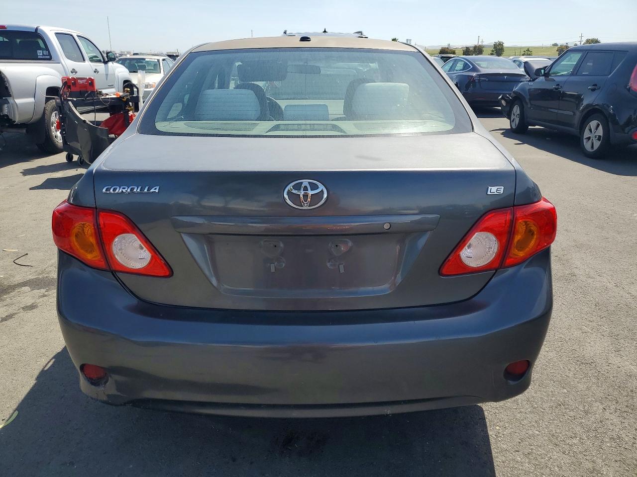 2010 Toyota Corolla Le Gray vin: 1NXBU4EE1AZ264651