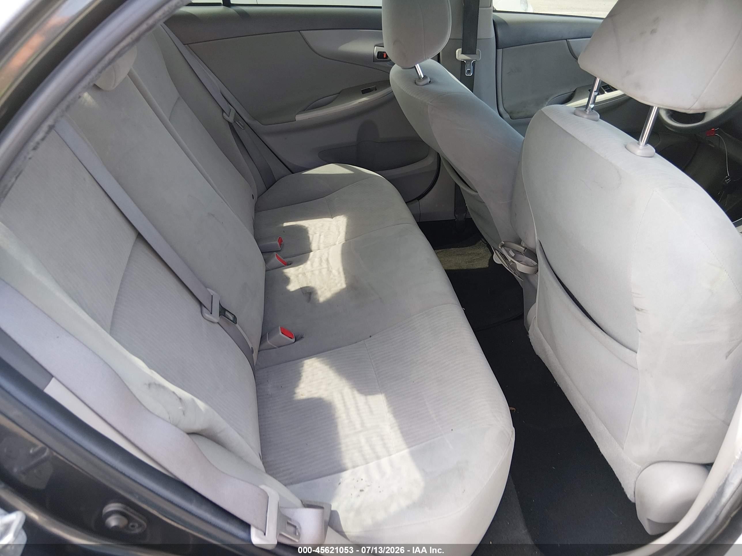 2010 Toyota Corolla Le Gray vin: 1NXBU4EE1AZ264682